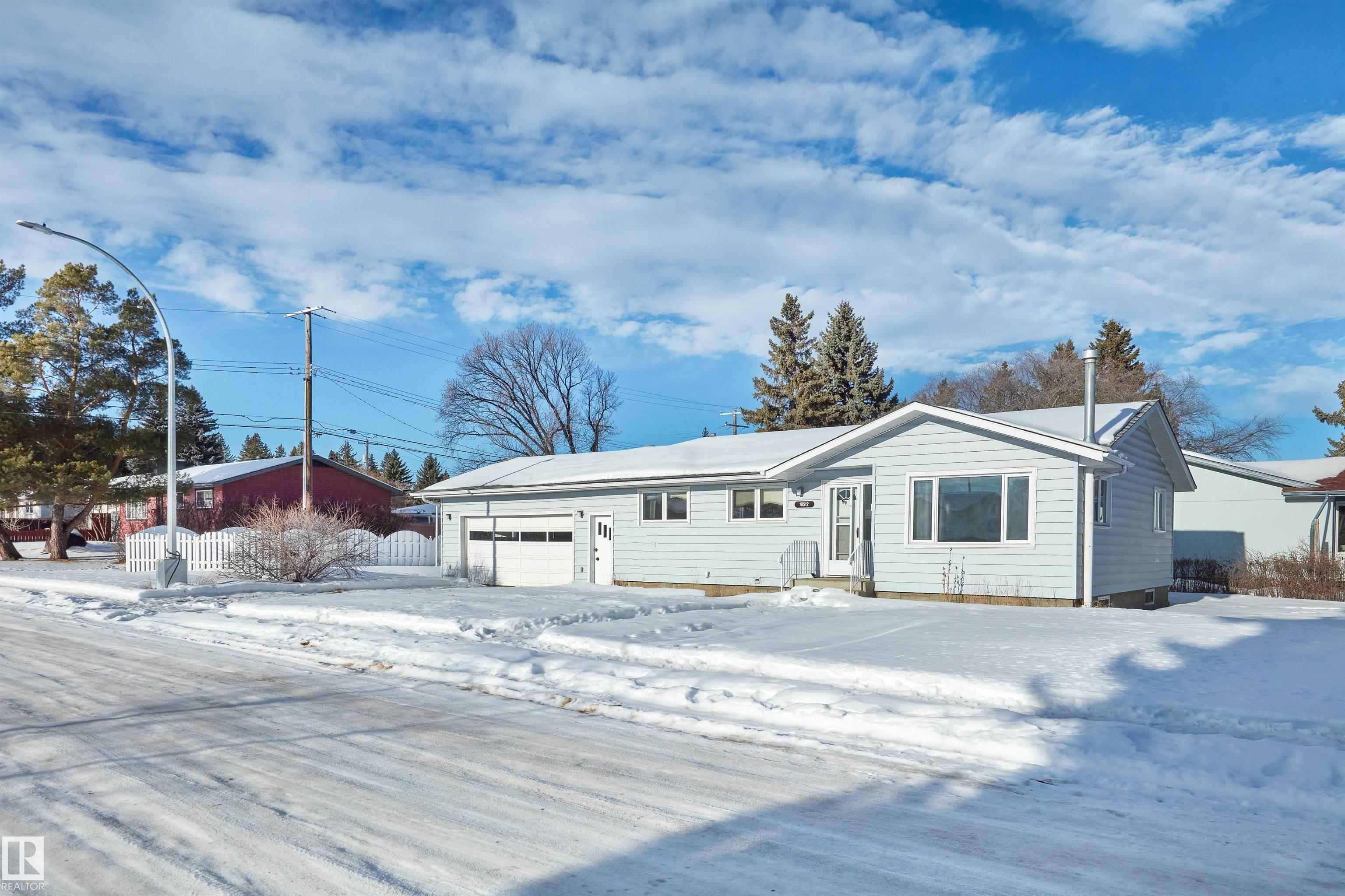 Photo 2 at 10512 54 Avenue NW, Pleasantview, Edmonton