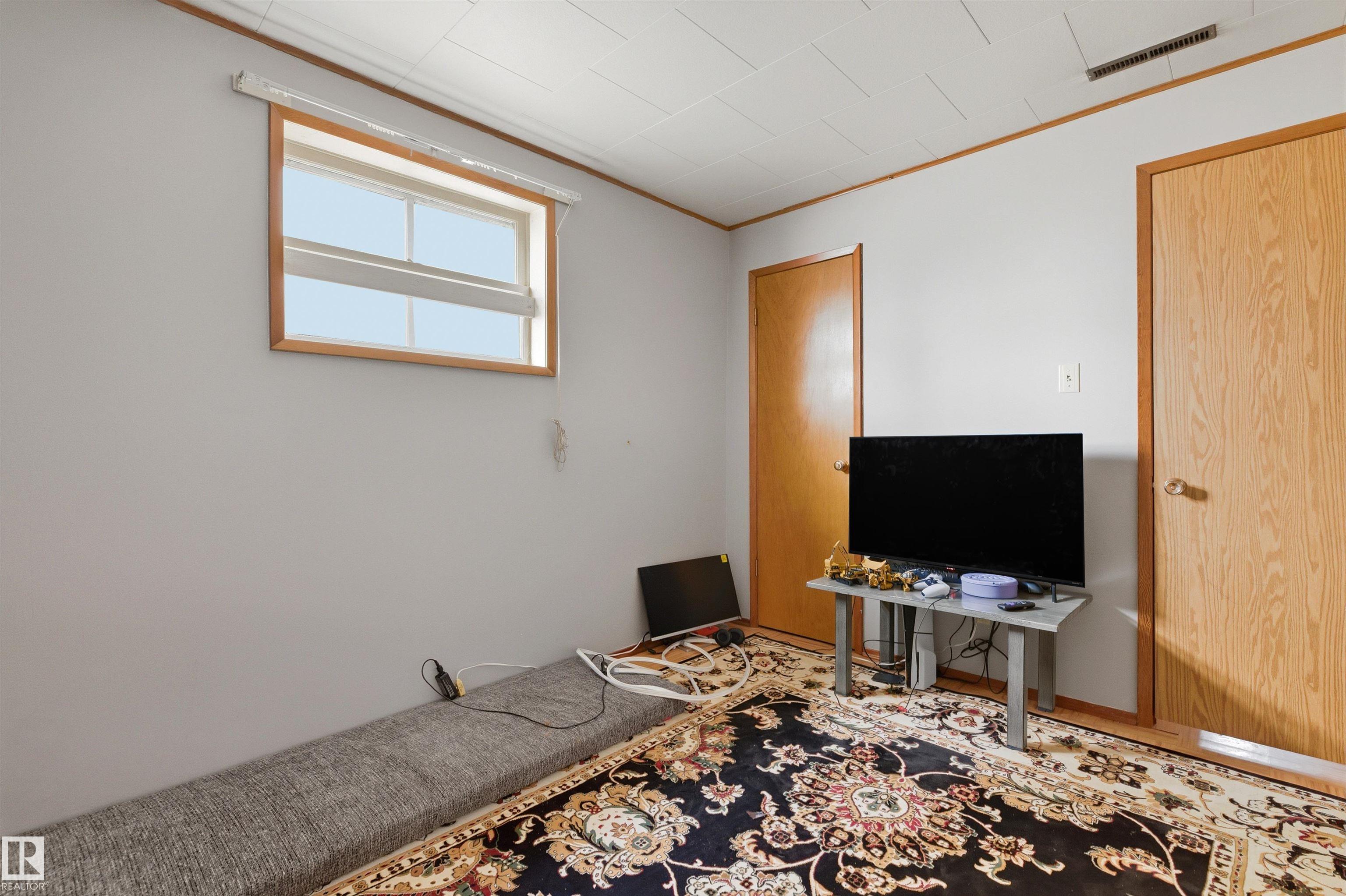 Photo 22 at 12947 109 Street NW, Lauderdale, Edmonton