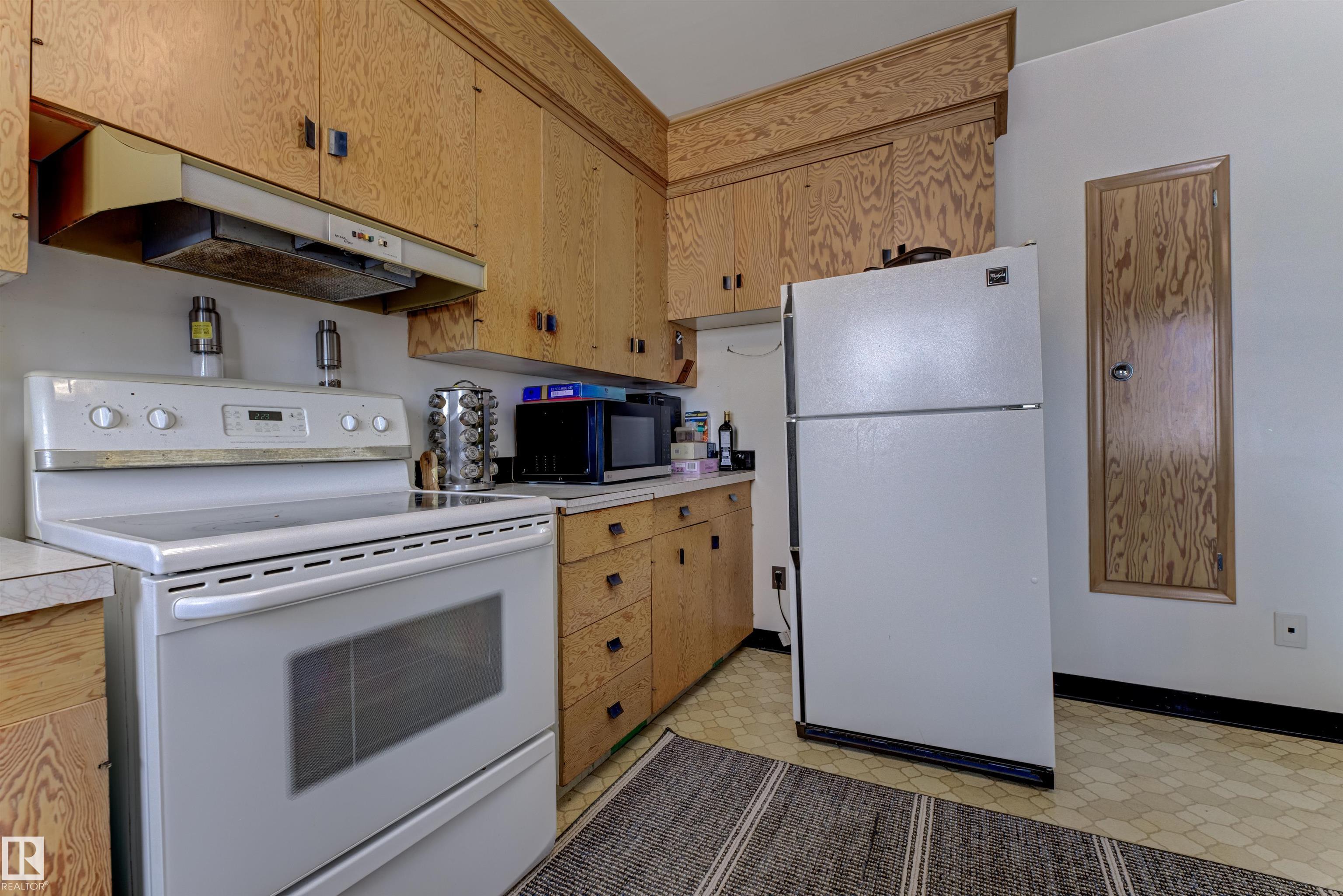 Photo 9 at 12947 109 Street NW, Lauderdale, Edmonton