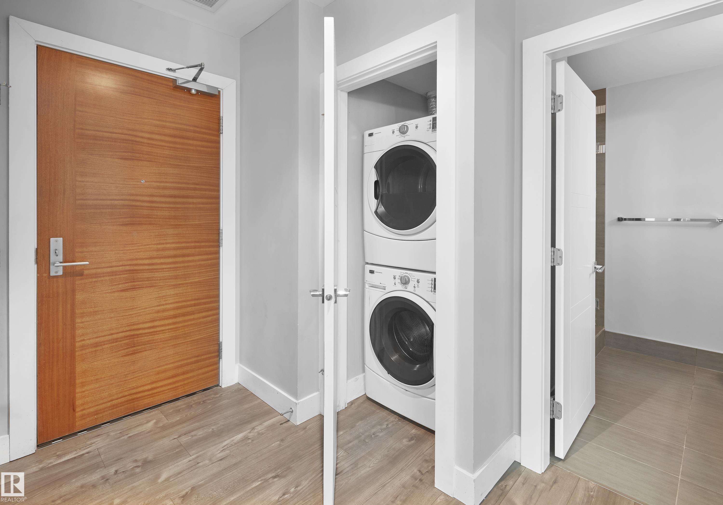 Photo 22 at 502 - 11969 Jasper Avenue NW, Wîhkwêntôwin, Edmonton