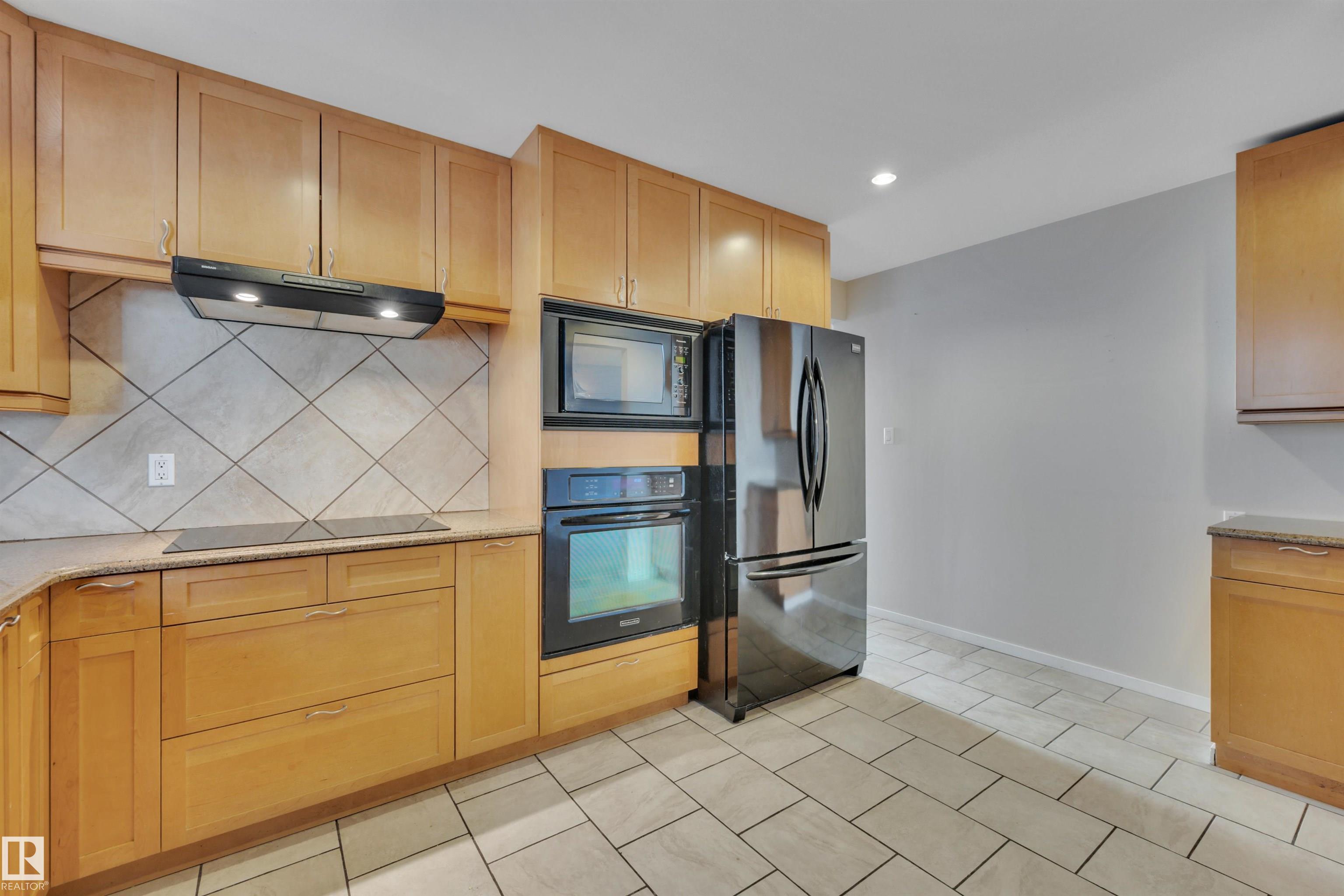 Photo 19 at 4202 42 Avenue, South Park, Leduc