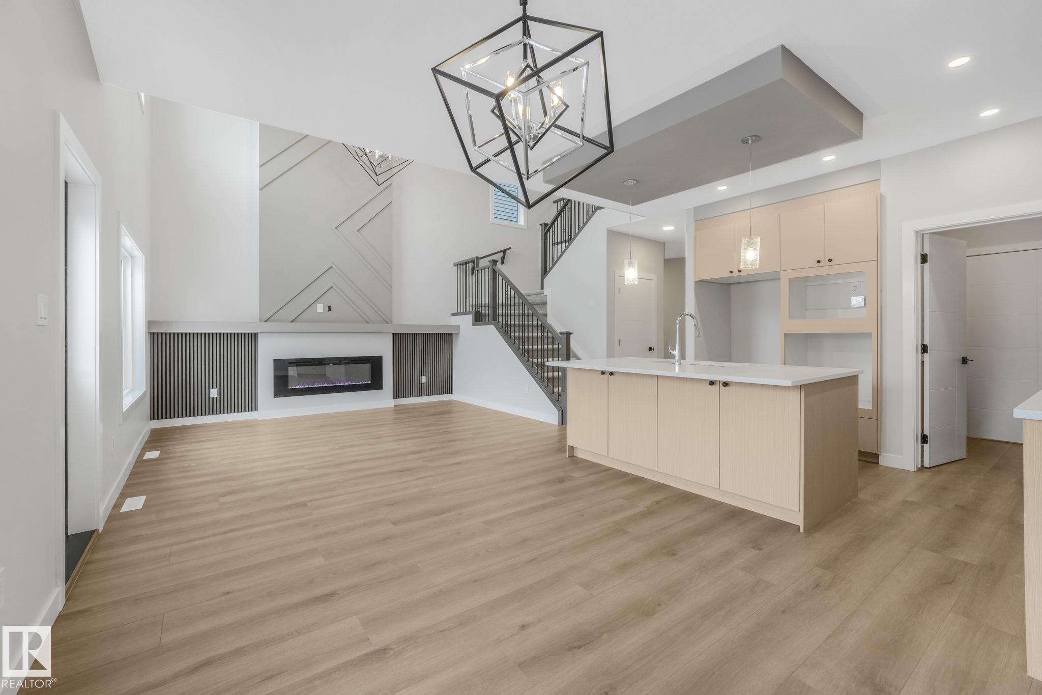 Photo 8 at 8 Dalquist Bay, Meadowview Park, Leduc