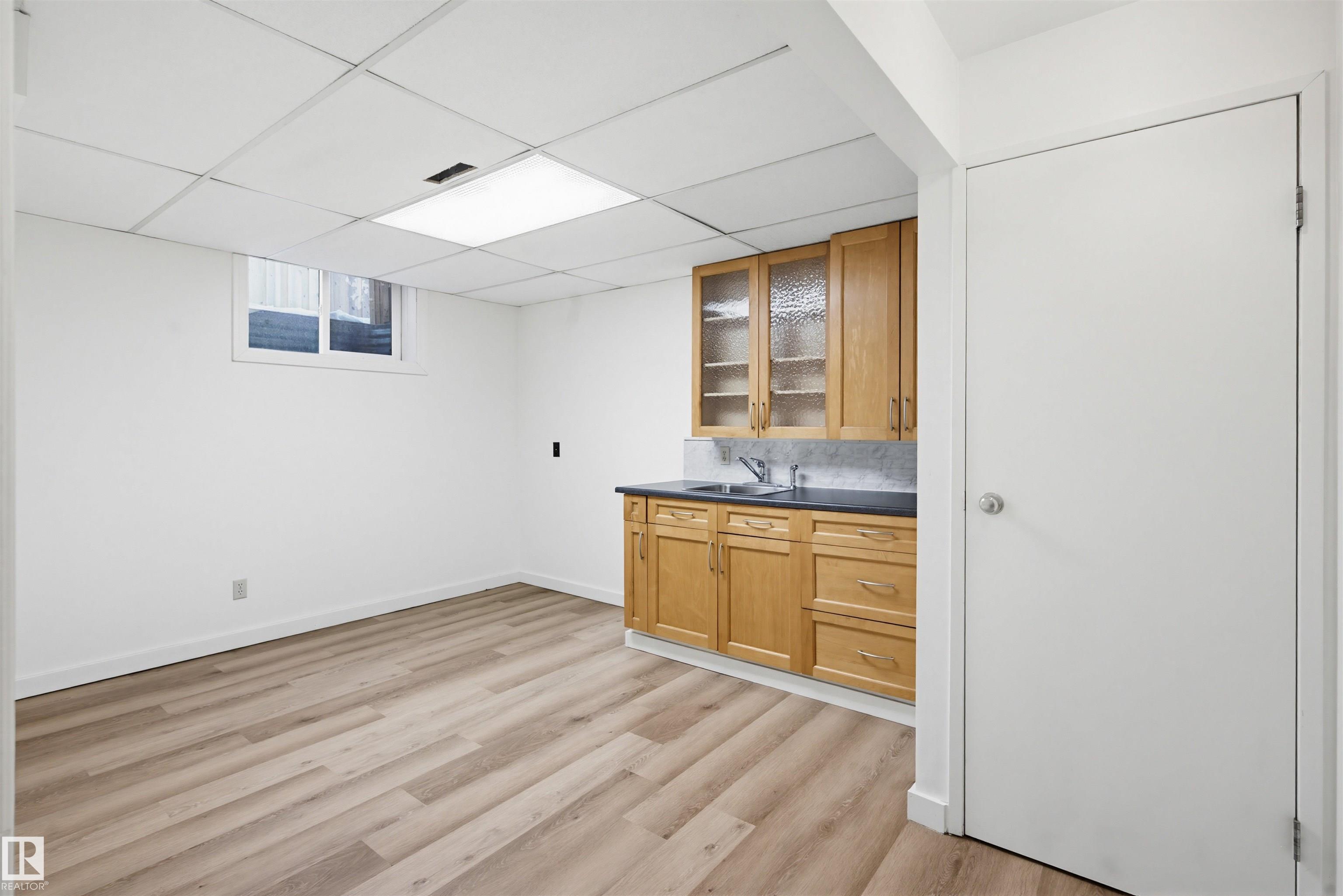 Photo 16 at 18 Mount Royal Drive, Mission, St. Albert