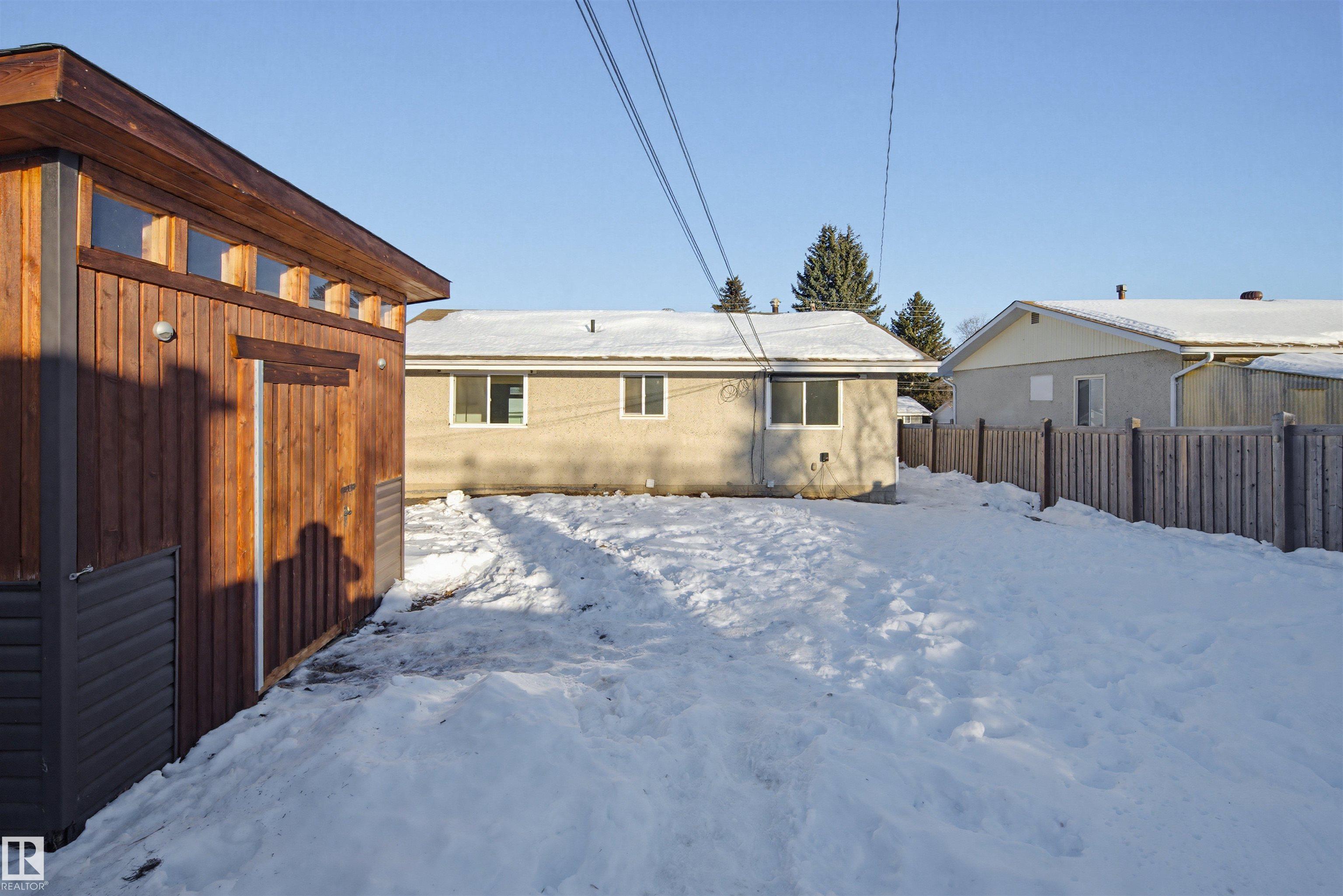 Photo 23 at 18 Mount Royal Drive, Mission, St. Albert