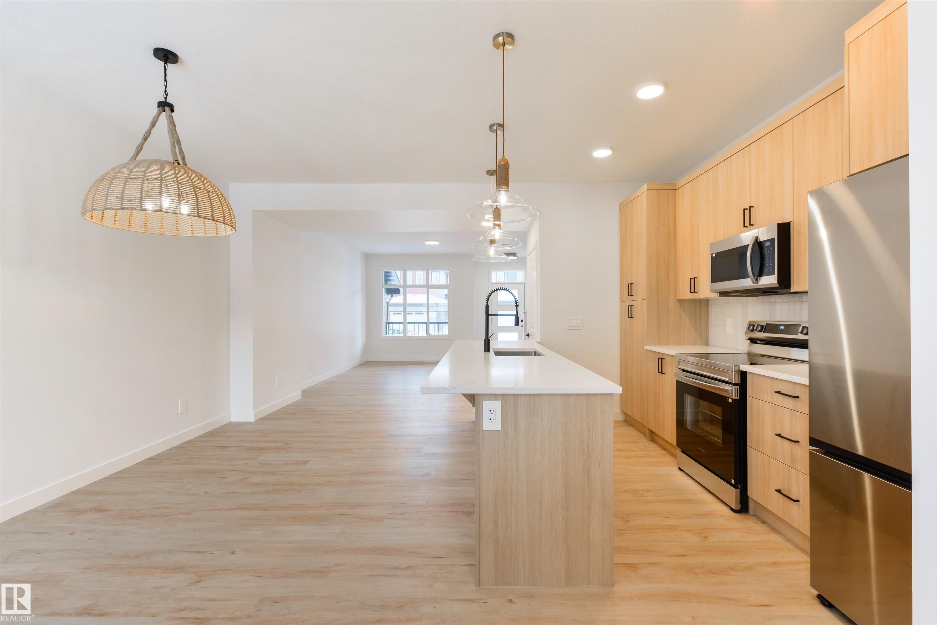 Photo 12 at 15 Cobblestone Gate, Copperhaven, Spruce Grove