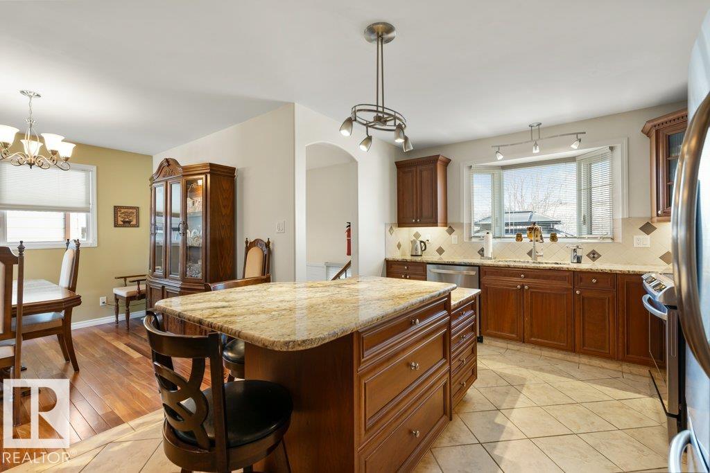 Photo 12 at 16132 100 Street NW, Lorelei, Edmonton