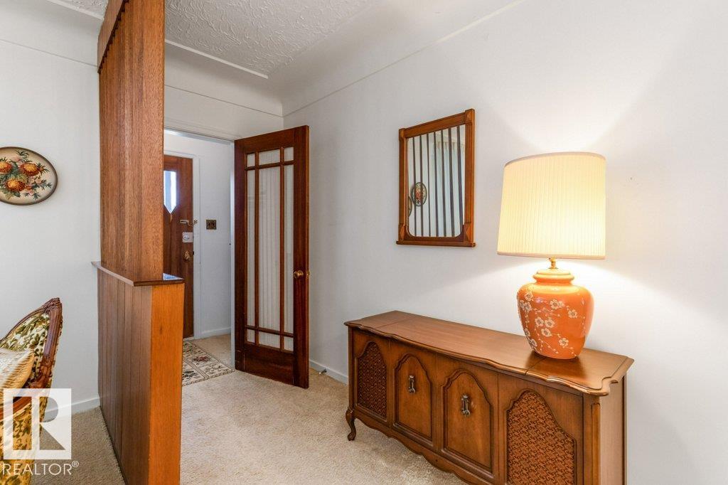 Photo 3 at 8810 93 Street NW, Bonnie Doon, Edmonton