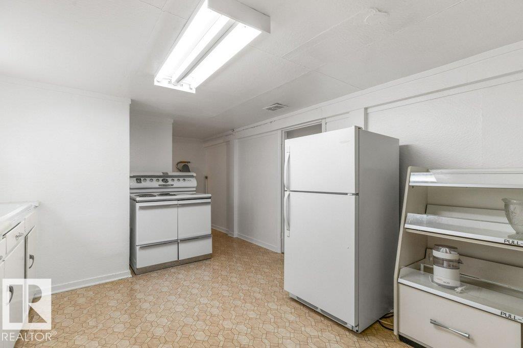 Photo 10 at 8810 93 Street NW, Bonnie Doon, Edmonton