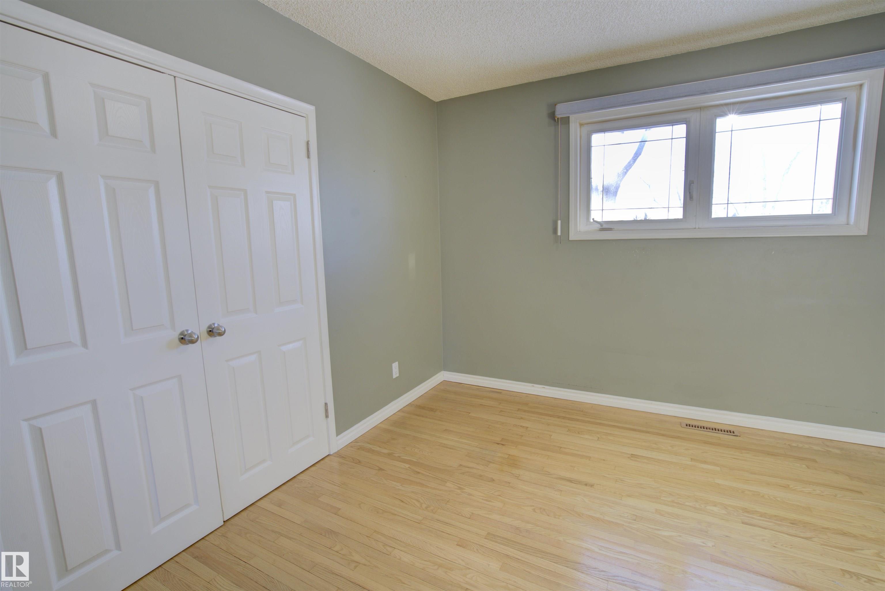 Photo 23 at 10508 130th Avenue NW, Lauderdale, Edmonton