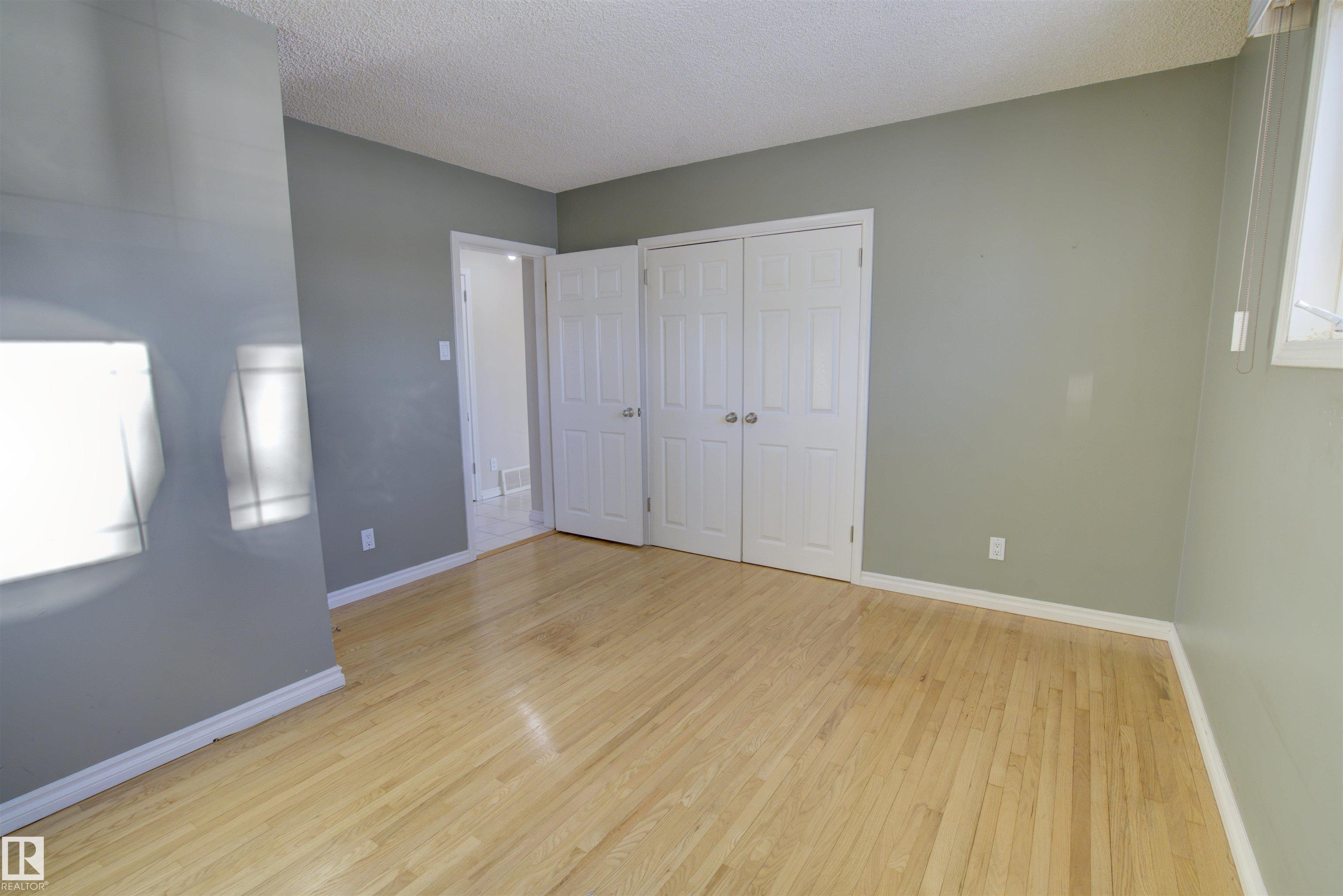 Photo 26 at 10508 130th Avenue NW, Lauderdale, Edmonton