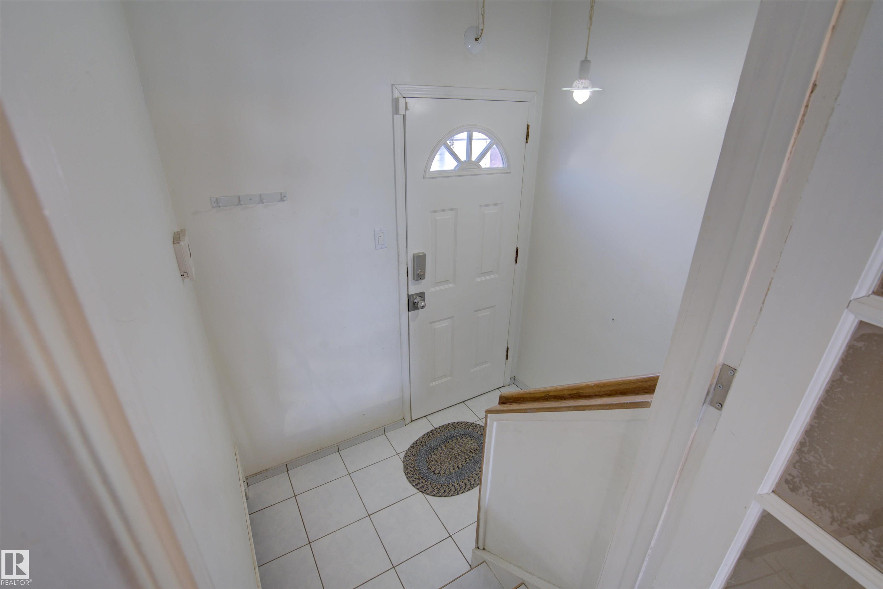 Photo 30 at 10508 130th Avenue NW, Lauderdale, Edmonton