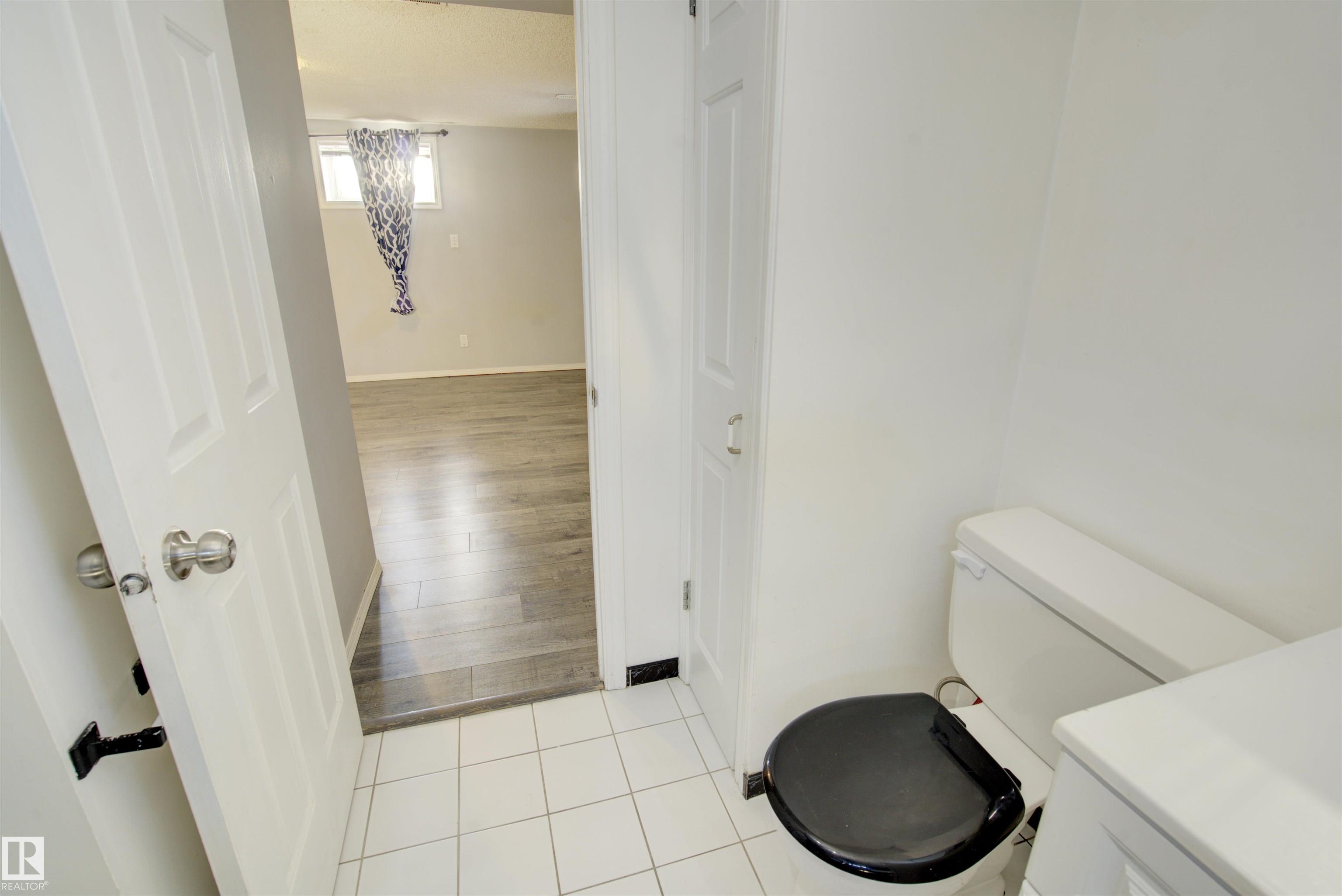 Photo 43 at 10508 130th Avenue NW, Lauderdale, Edmonton