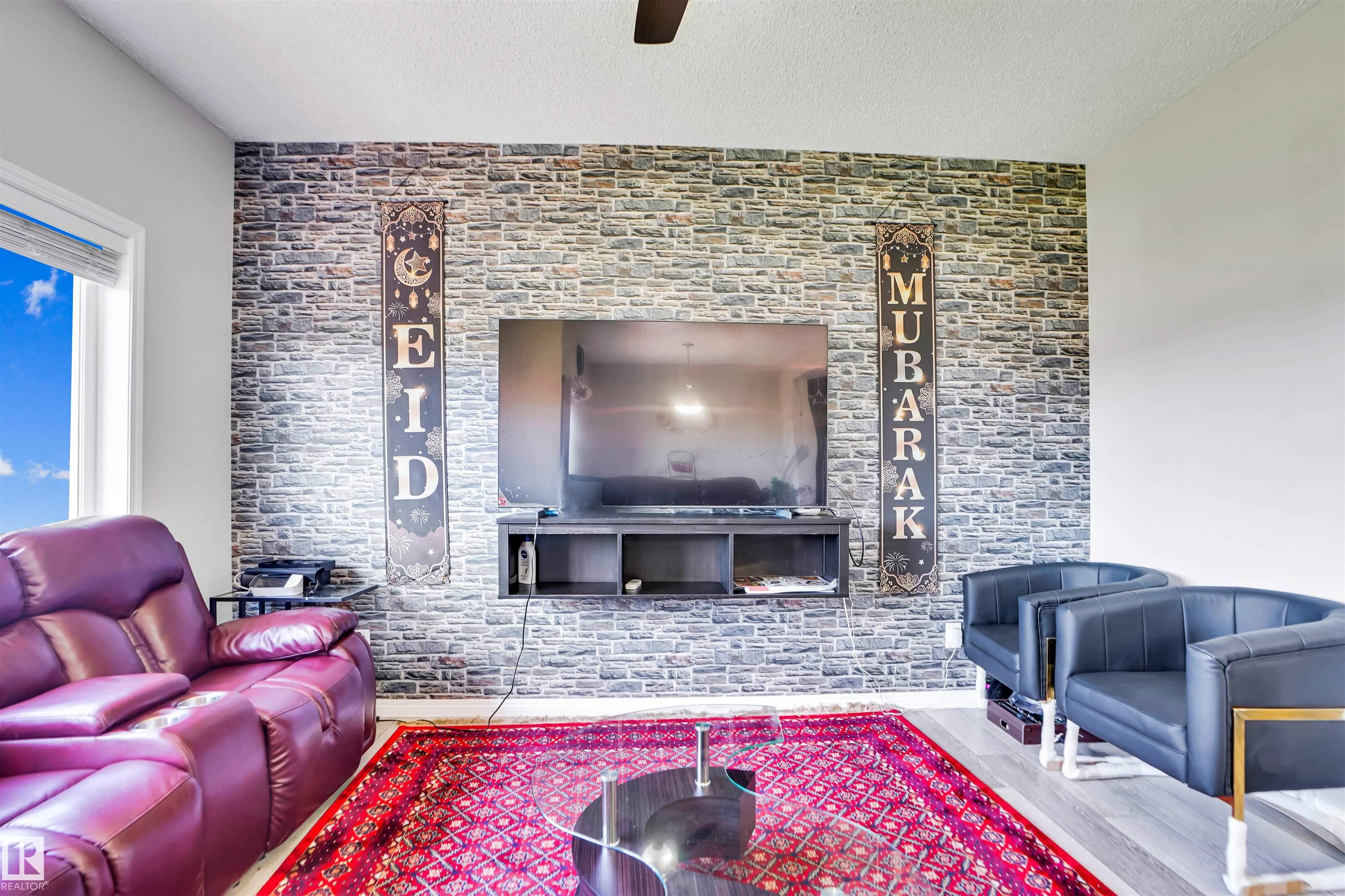 Photo 10 at 2743 Collins Crescent SW, Cavanagh, Edmonton