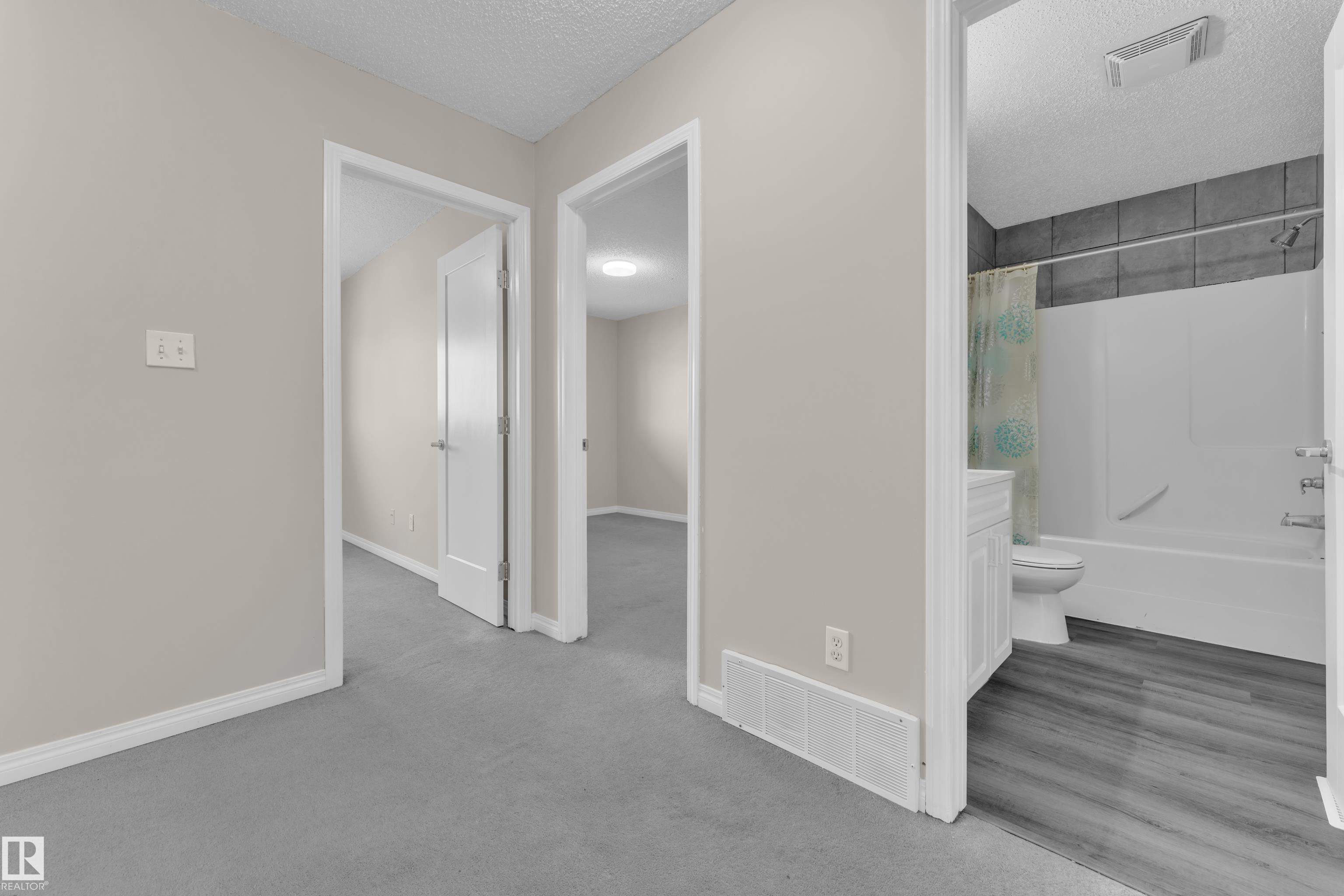 Photo 17 at 137 - 180 Bridgeport Boulevard, Bridgeport, Leduc