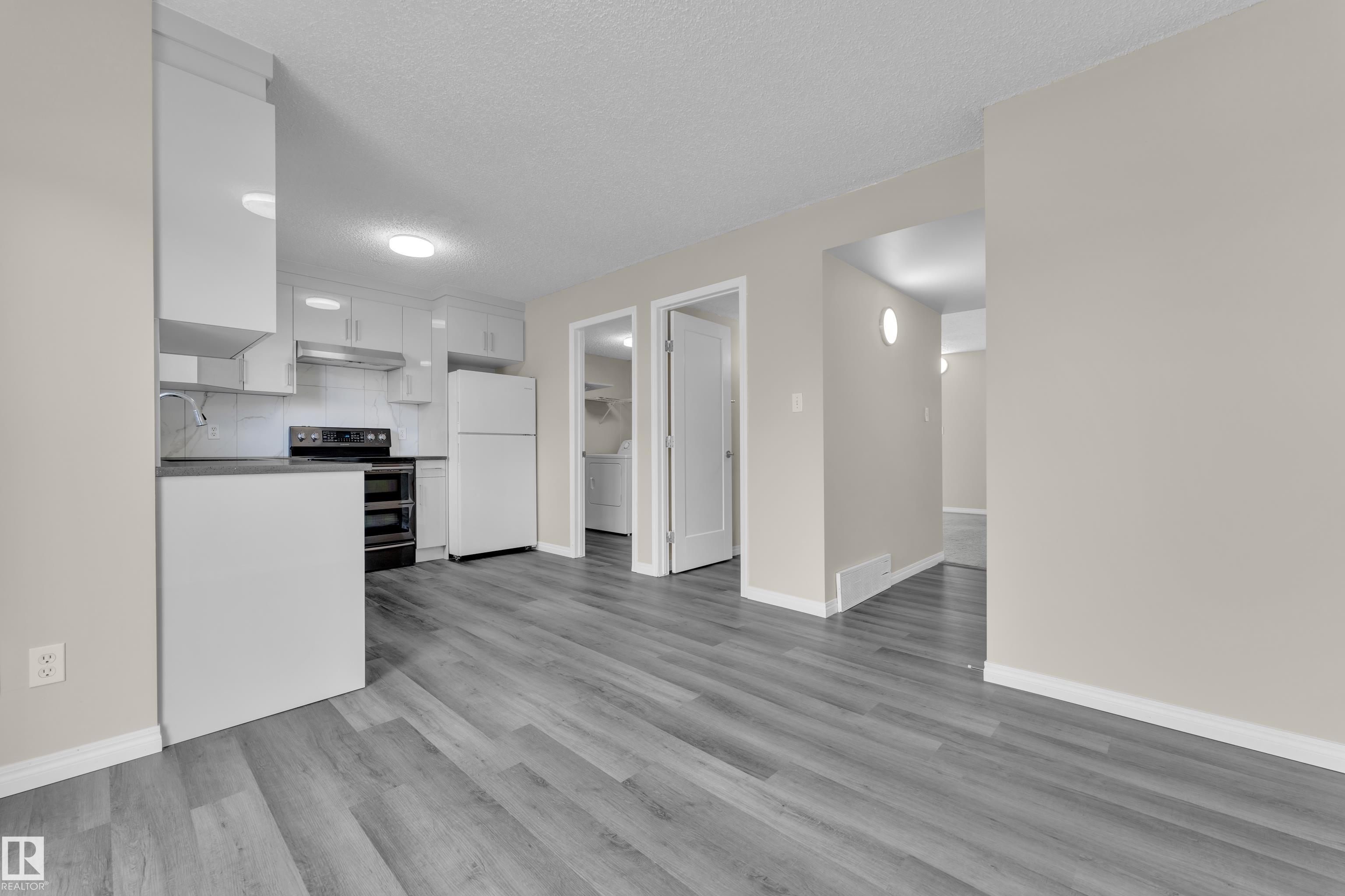 Photo 6 at 137 - 180 Bridgeport Boulevard, Bridgeport, Leduc
