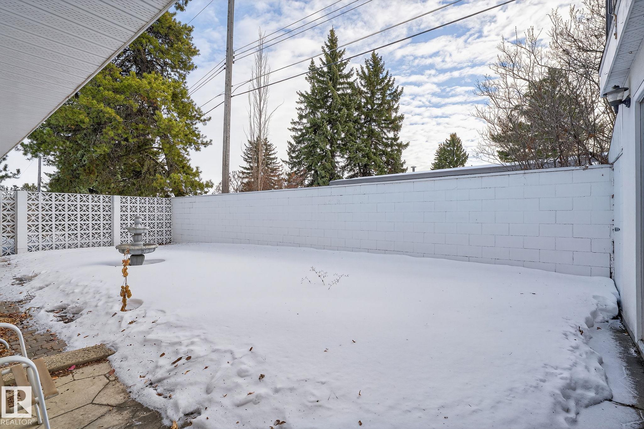 Photo 21 at 16 Laurier Place NW, Laurier Heights, Edmonton