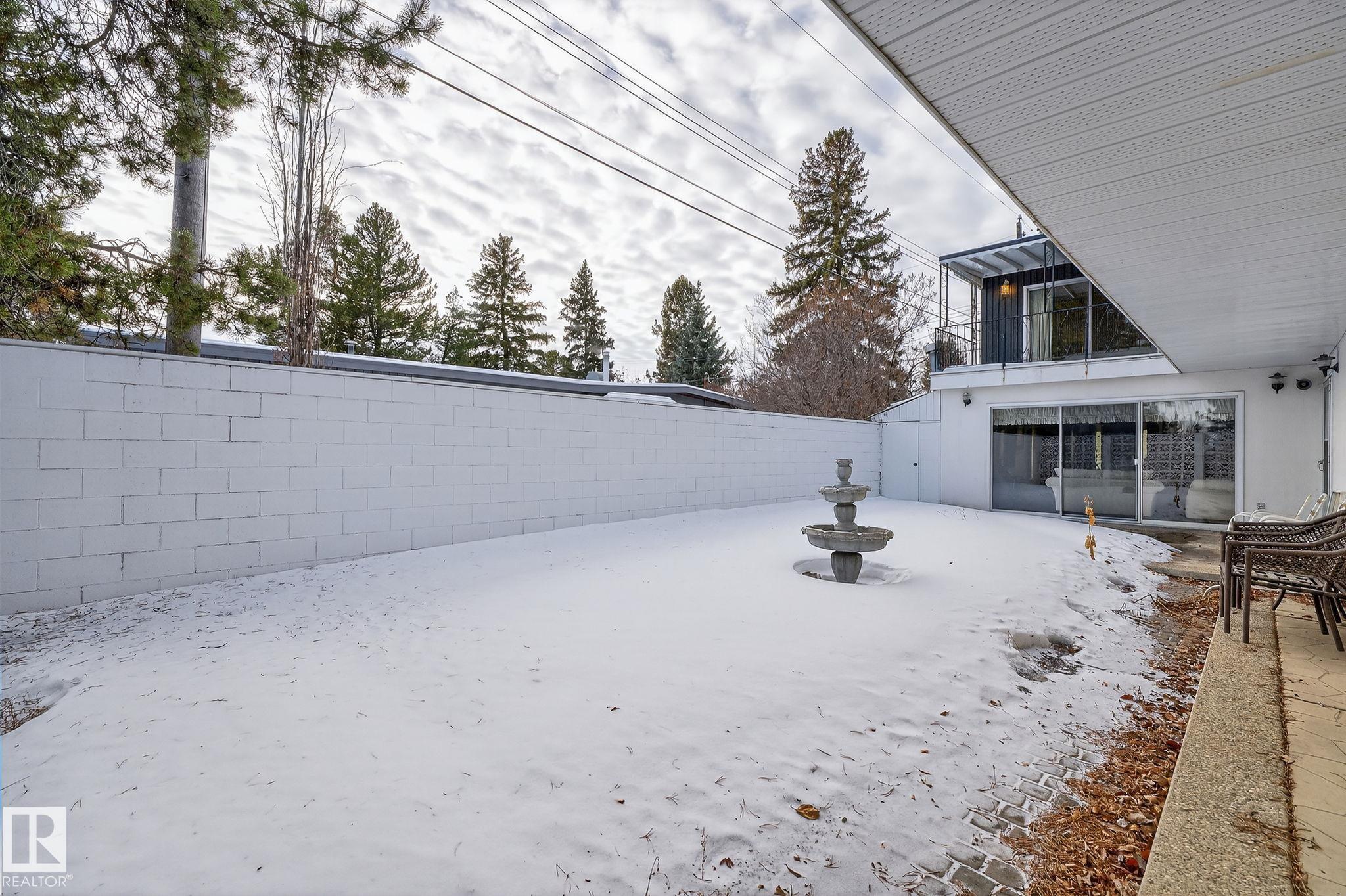 Photo 22 at 16 Laurier Place NW, Laurier Heights, Edmonton