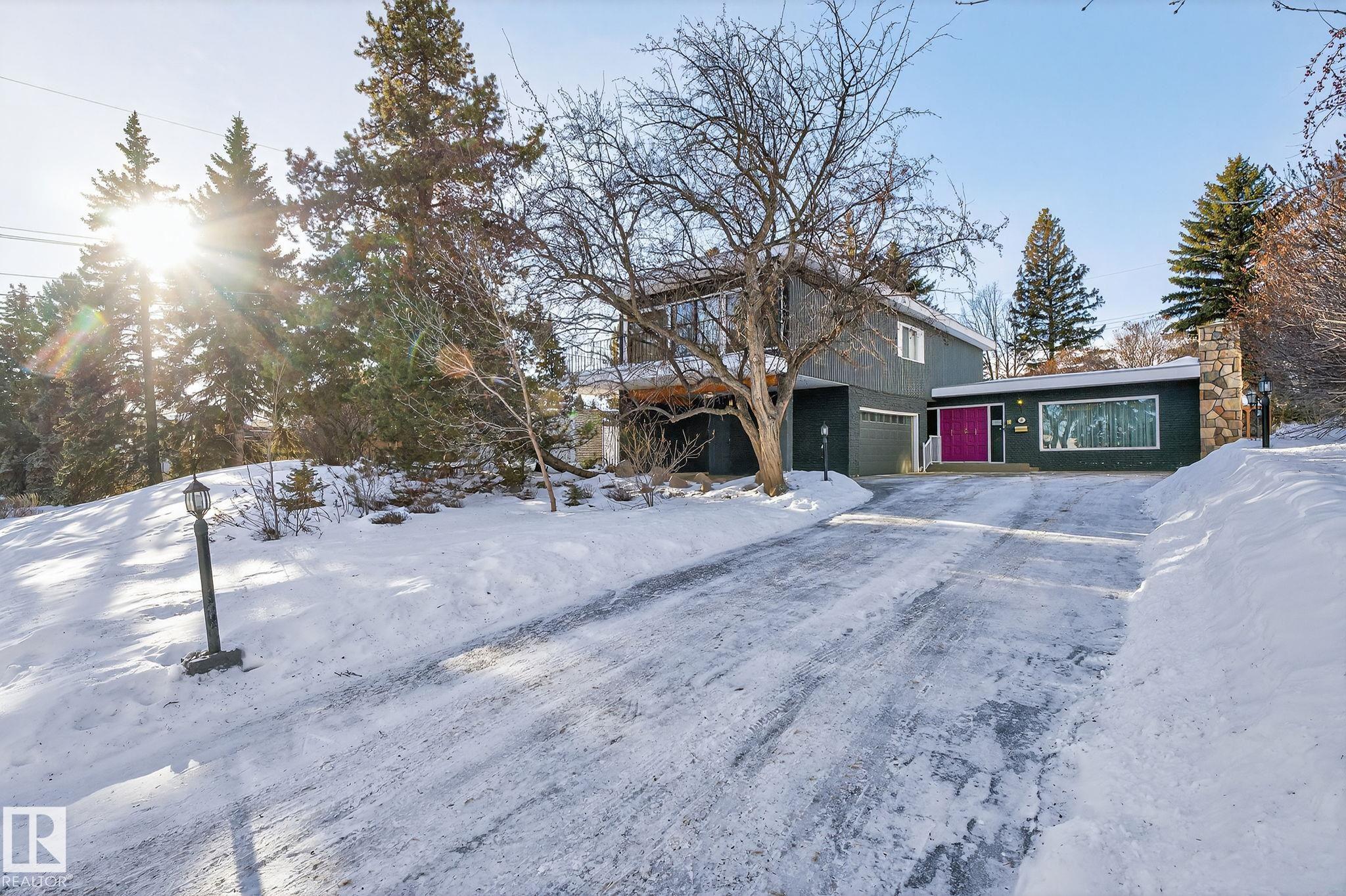 Photo 24 at 16 Laurier Place NW, Laurier Heights, Edmonton