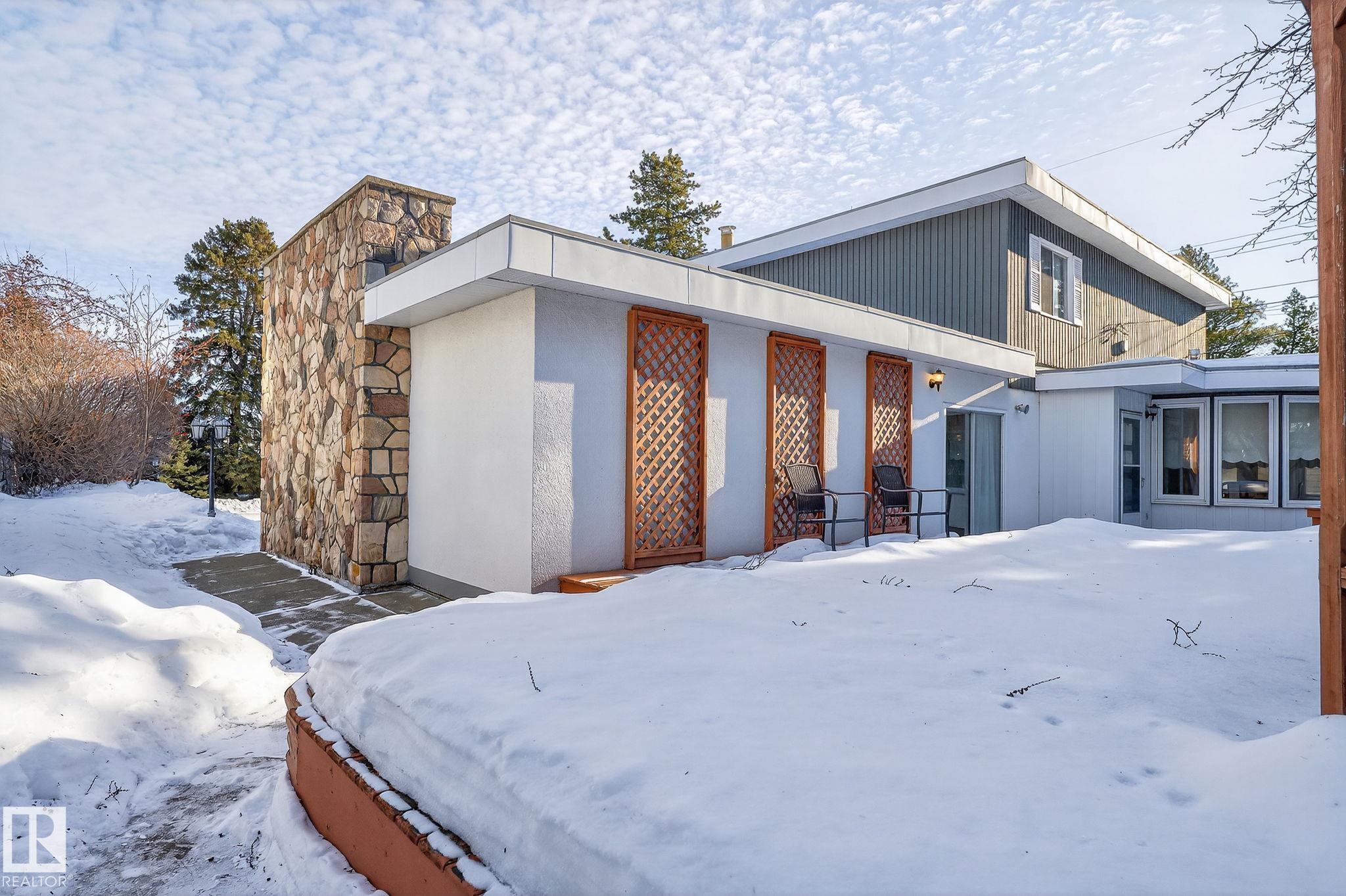 Photo 32 at 16 Laurier Place NW, Laurier Heights, Edmonton