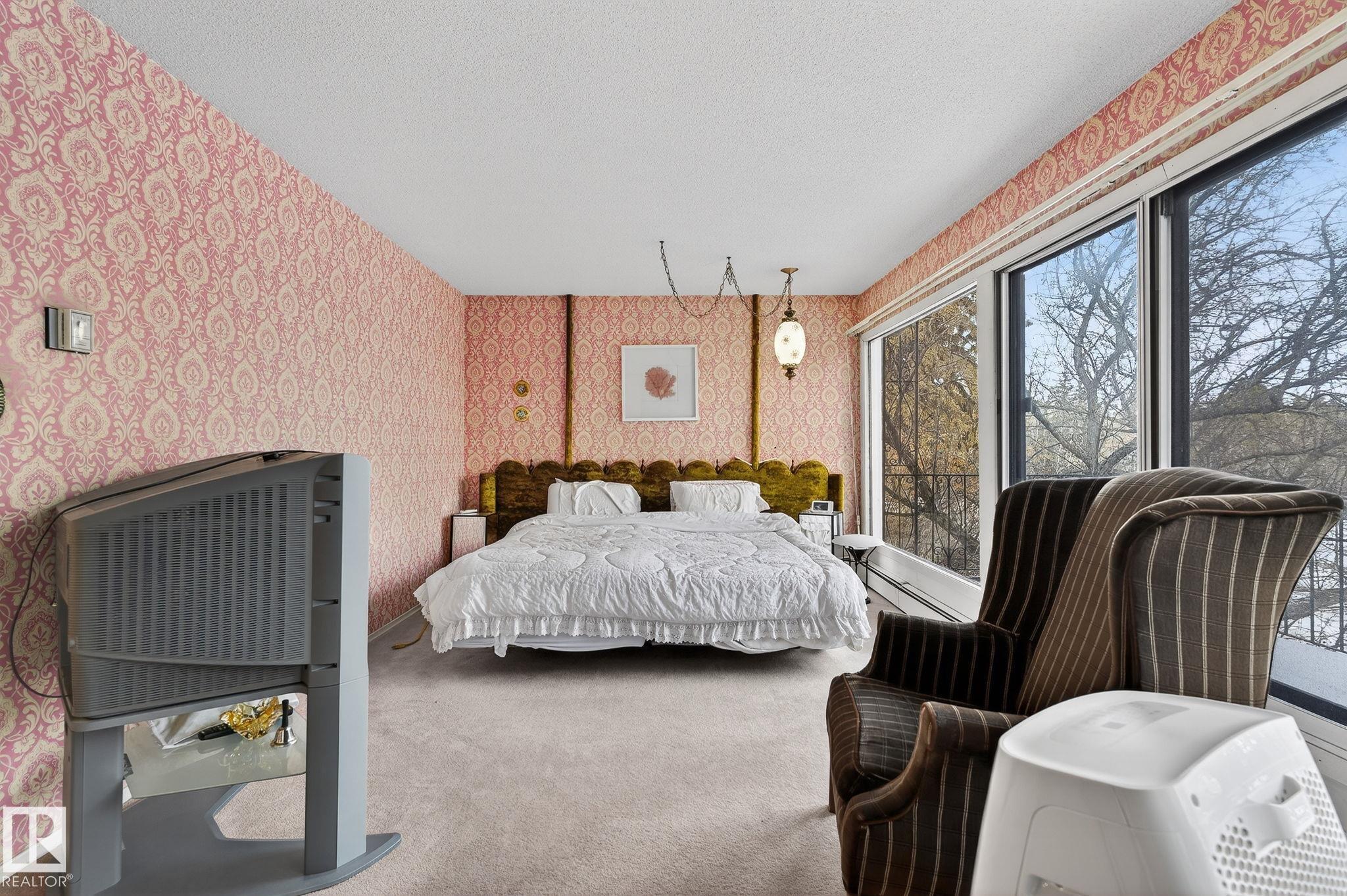 Photo 58 at 16 Laurier Place NW, Laurier Heights, Edmonton