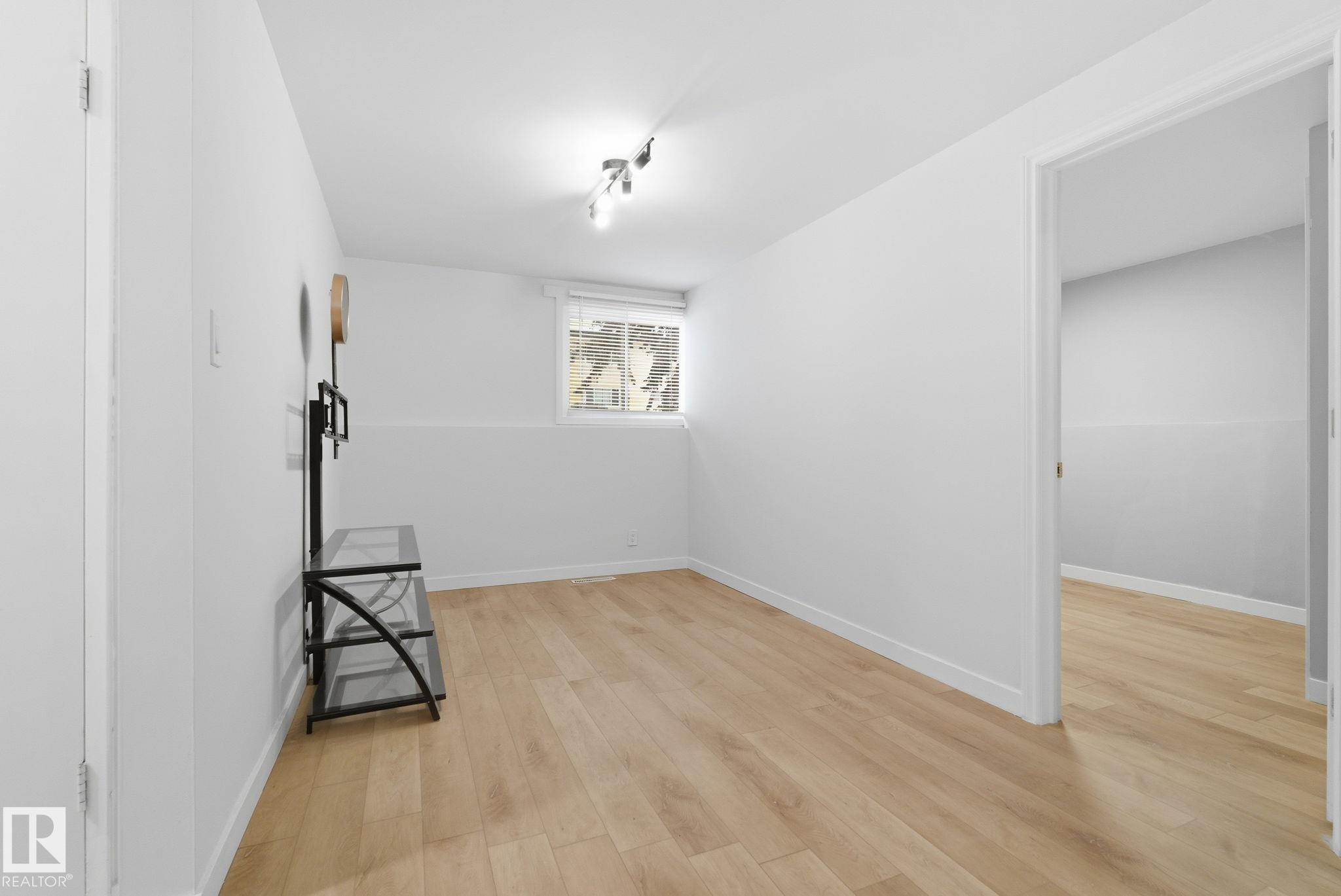 Photo 25 at 10226 154 Street NW, Canora, Edmonton