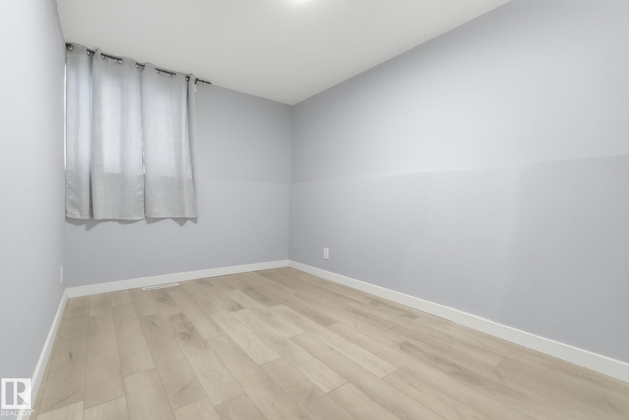 Photo 30 at 10226 154 Street NW, Canora, Edmonton