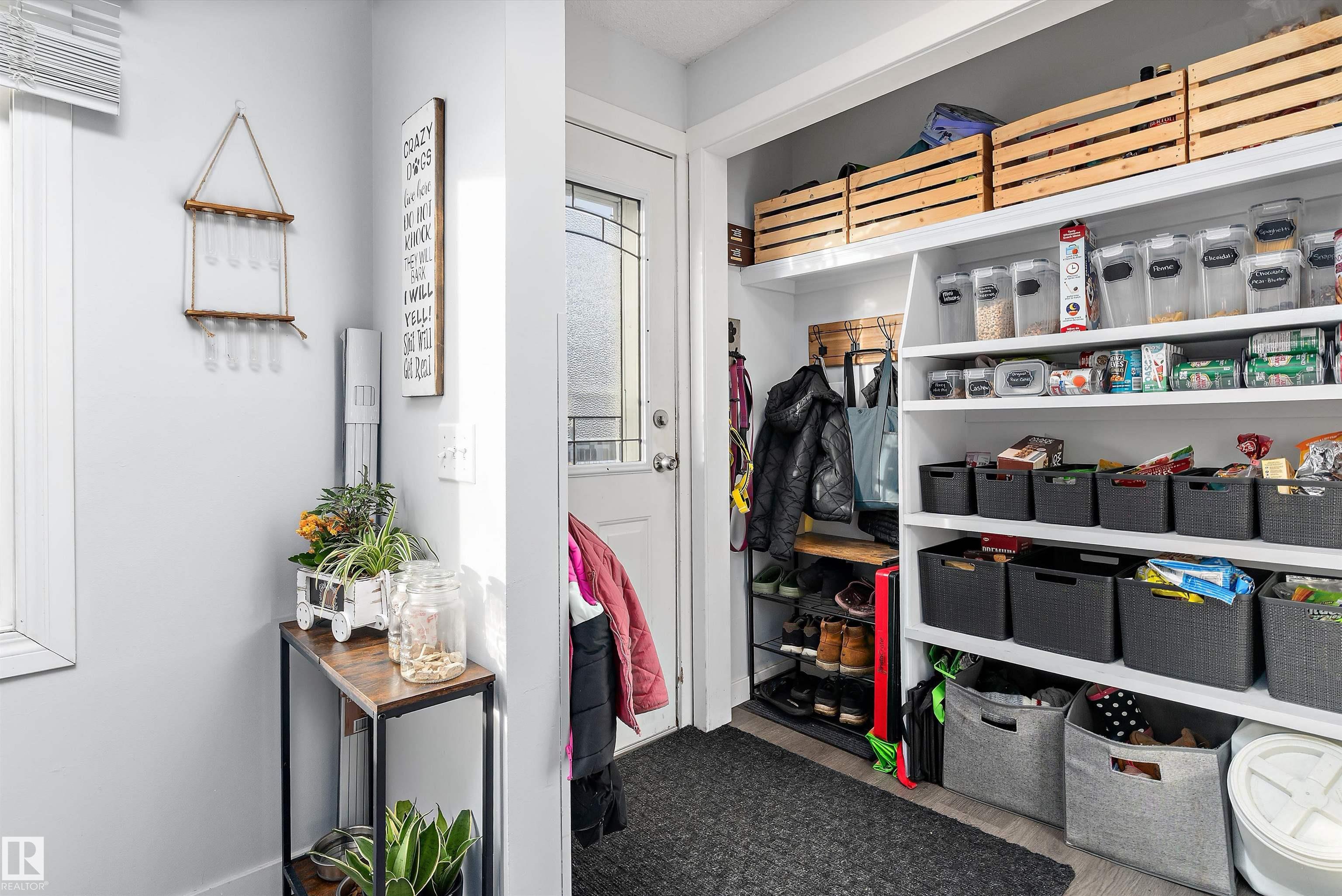 Photo 16 at 3320 48 Street NW, Weinlos, Edmonton