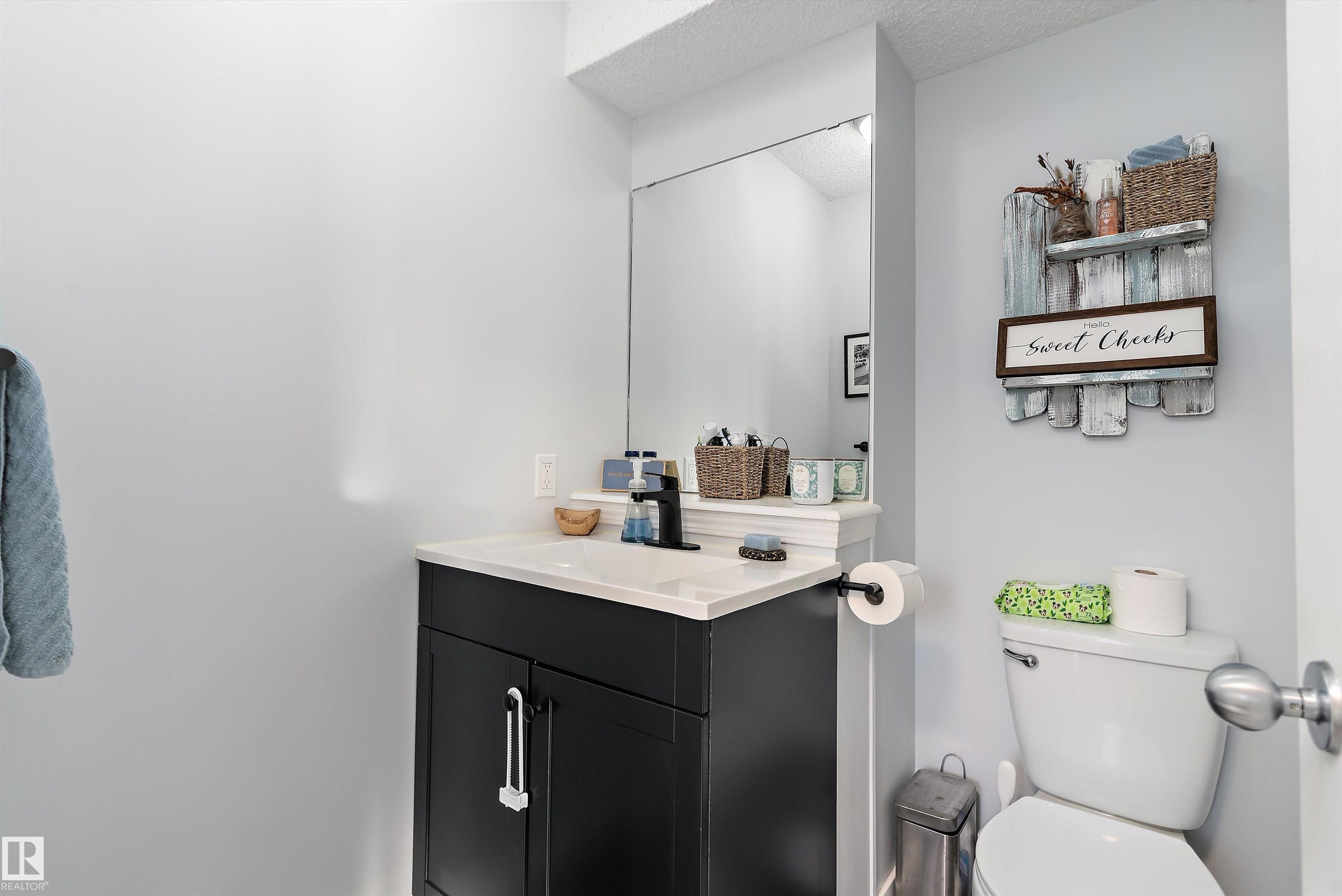 Photo 32 at 3320 48 Street NW, Weinlos, Edmonton