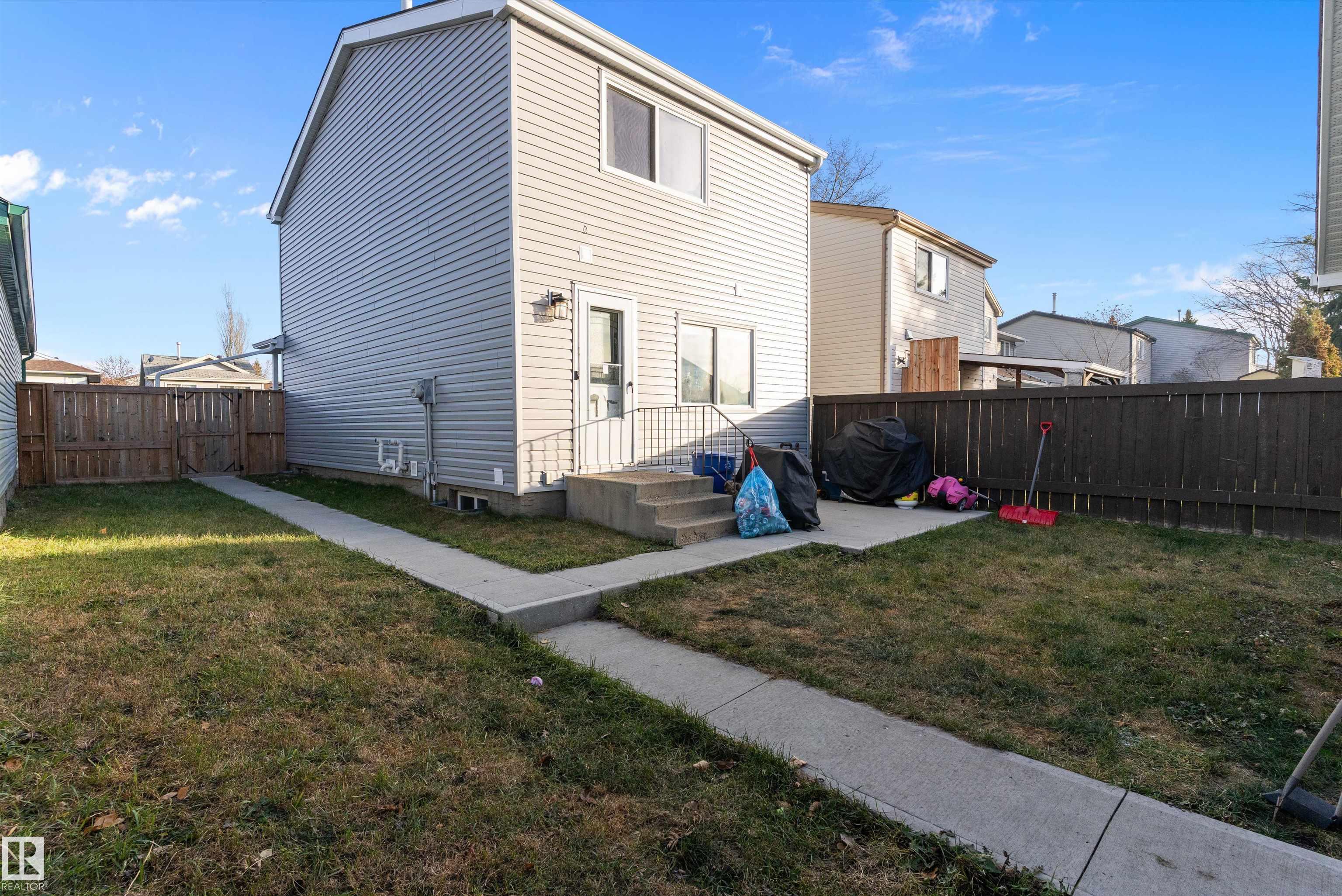 Photo 36 at 3320 48 Street NW, Weinlos, Edmonton