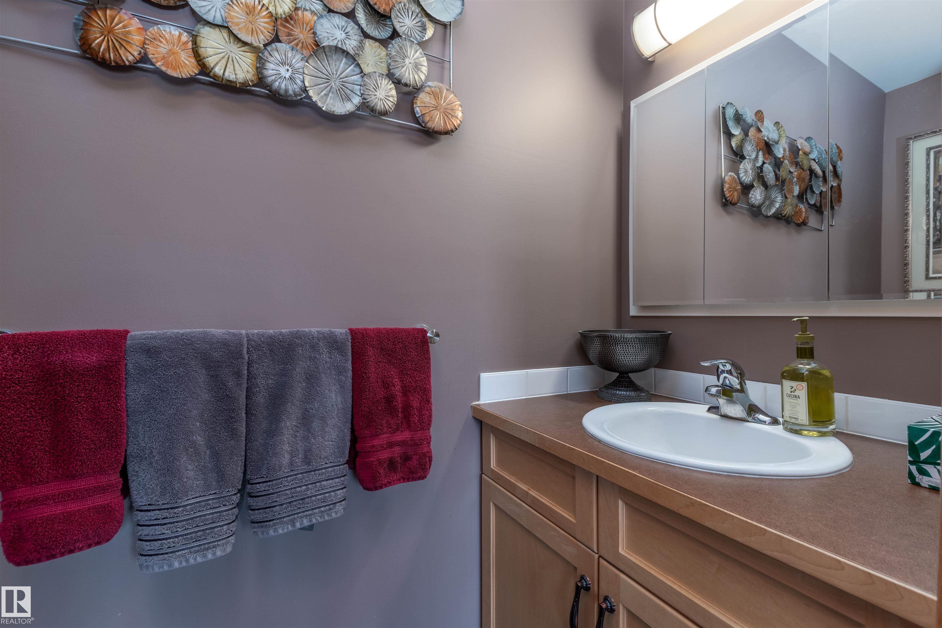 Photo 18 at 11158 51 Street NW, Highlands, Edmonton