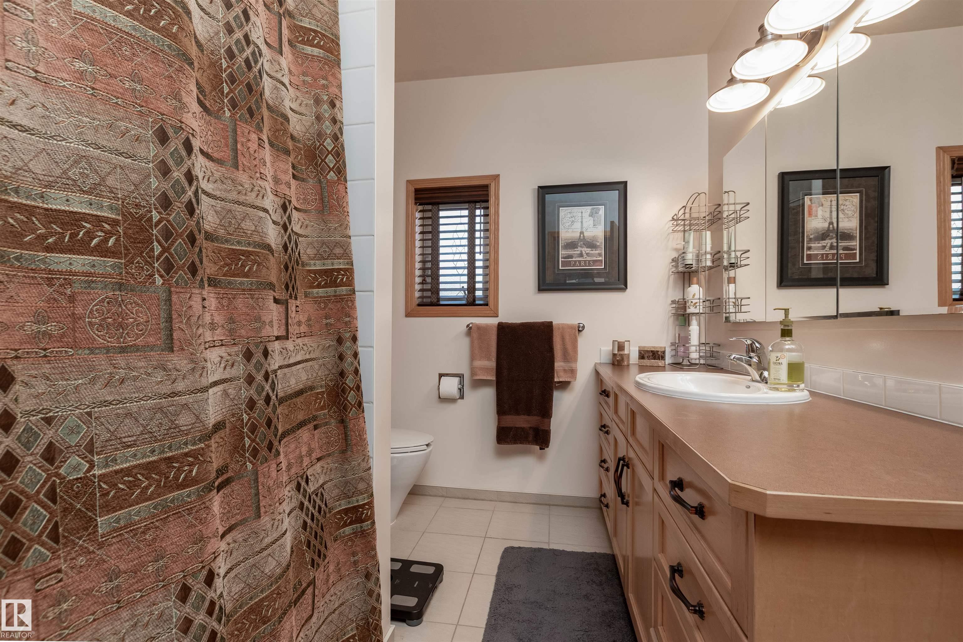 Photo 28 at 11158 51 Street NW, Highlands, Edmonton