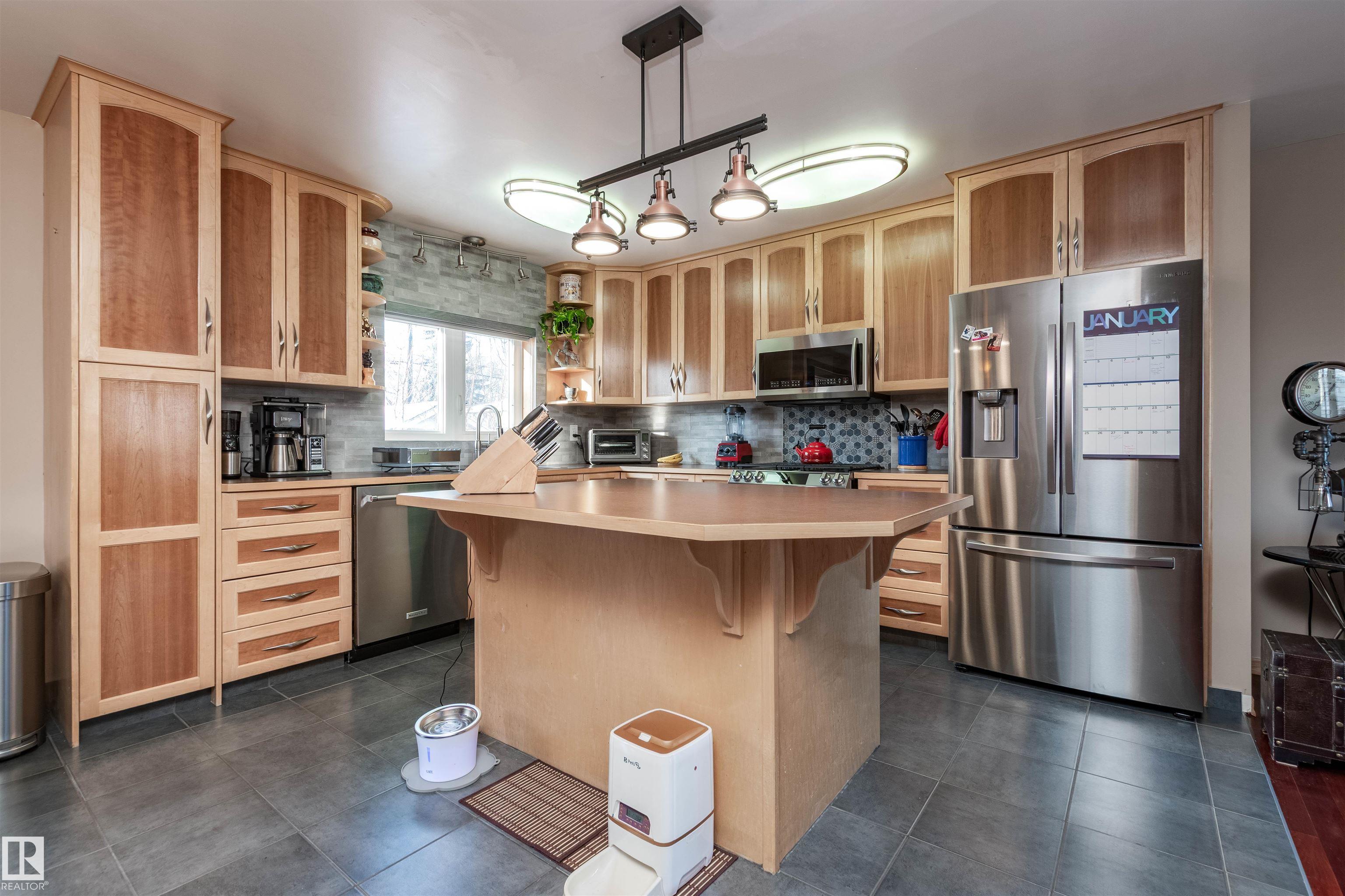 Photo 9 at 11158 51 Street NW, Highlands, Edmonton