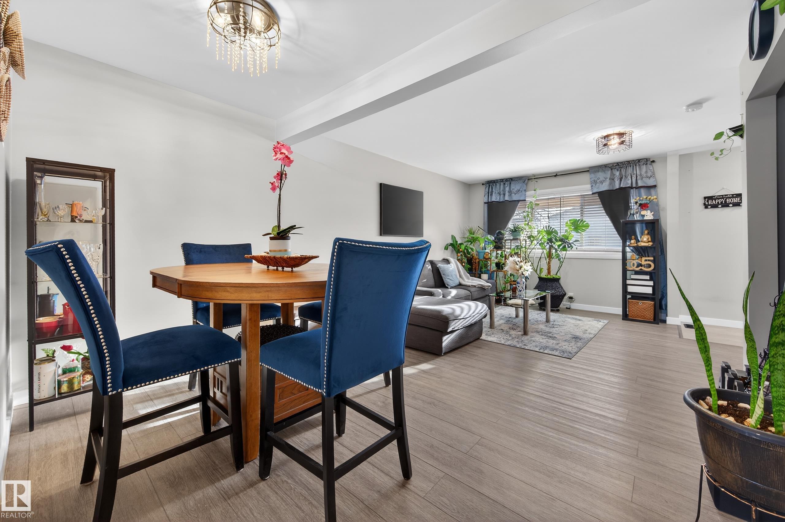 Photo 6 at 4755 35 Avenue NW, Minchau, Edmonton