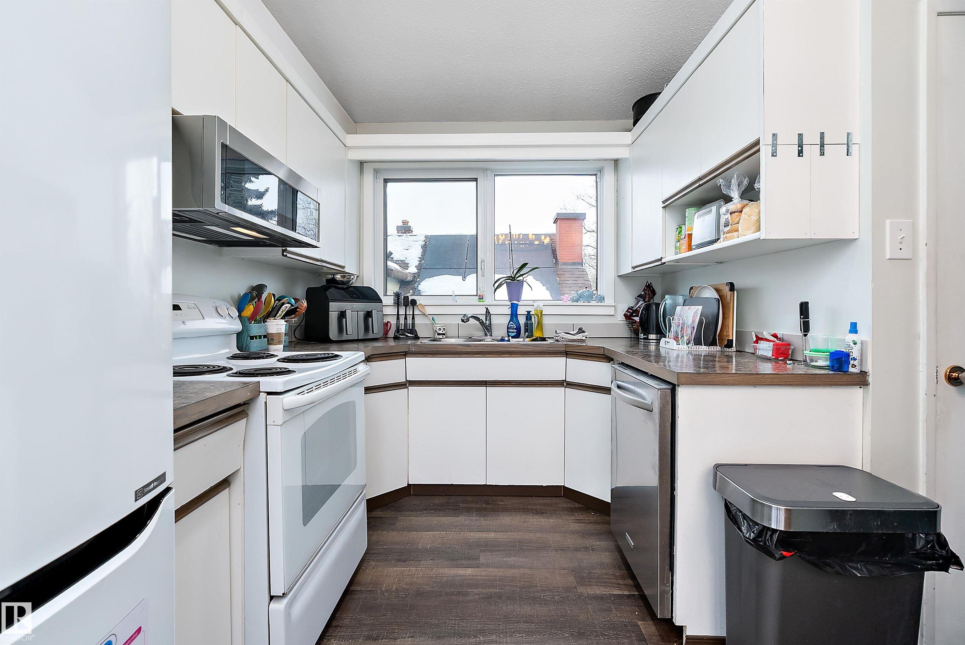 Picture for 9714 88 AV NW