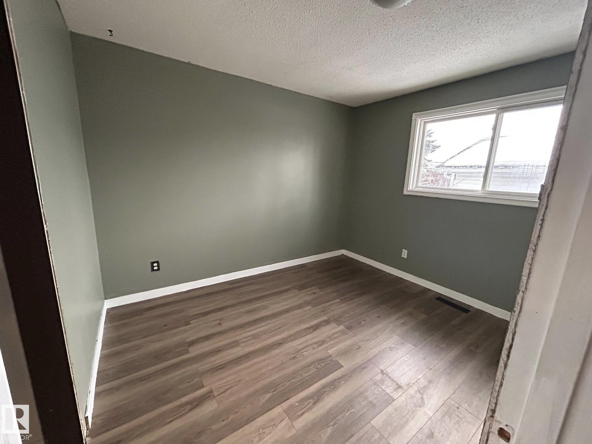 Photo 10 at 15016 80 Street NW, Kilkenny, Edmonton