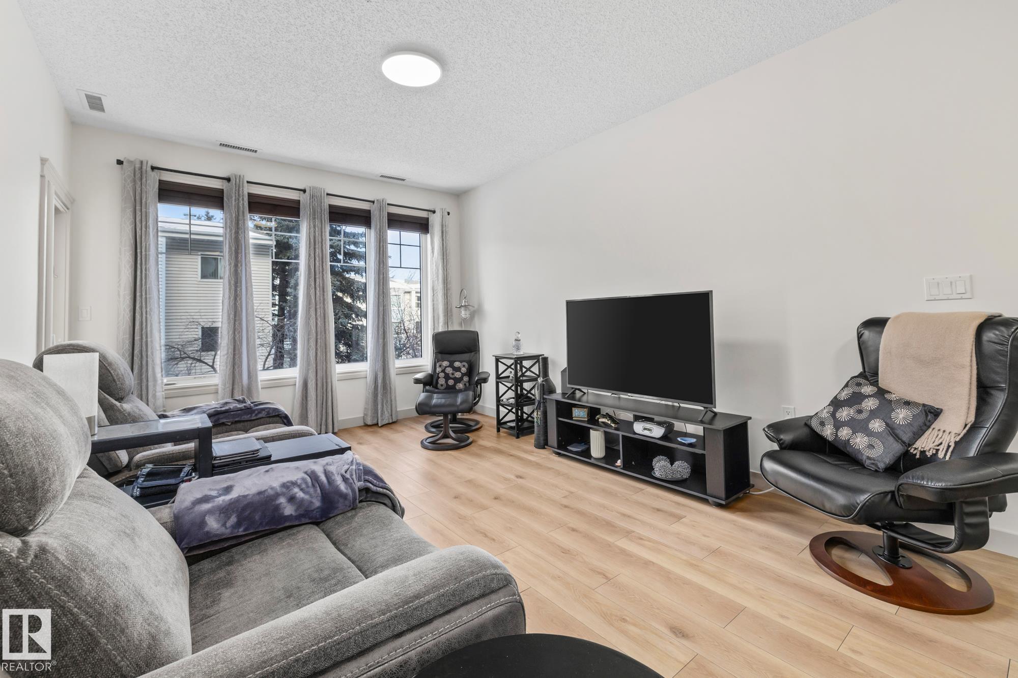 Photo 6 at 219 - 9820 165 Street NW, Glenwood, Edmonton