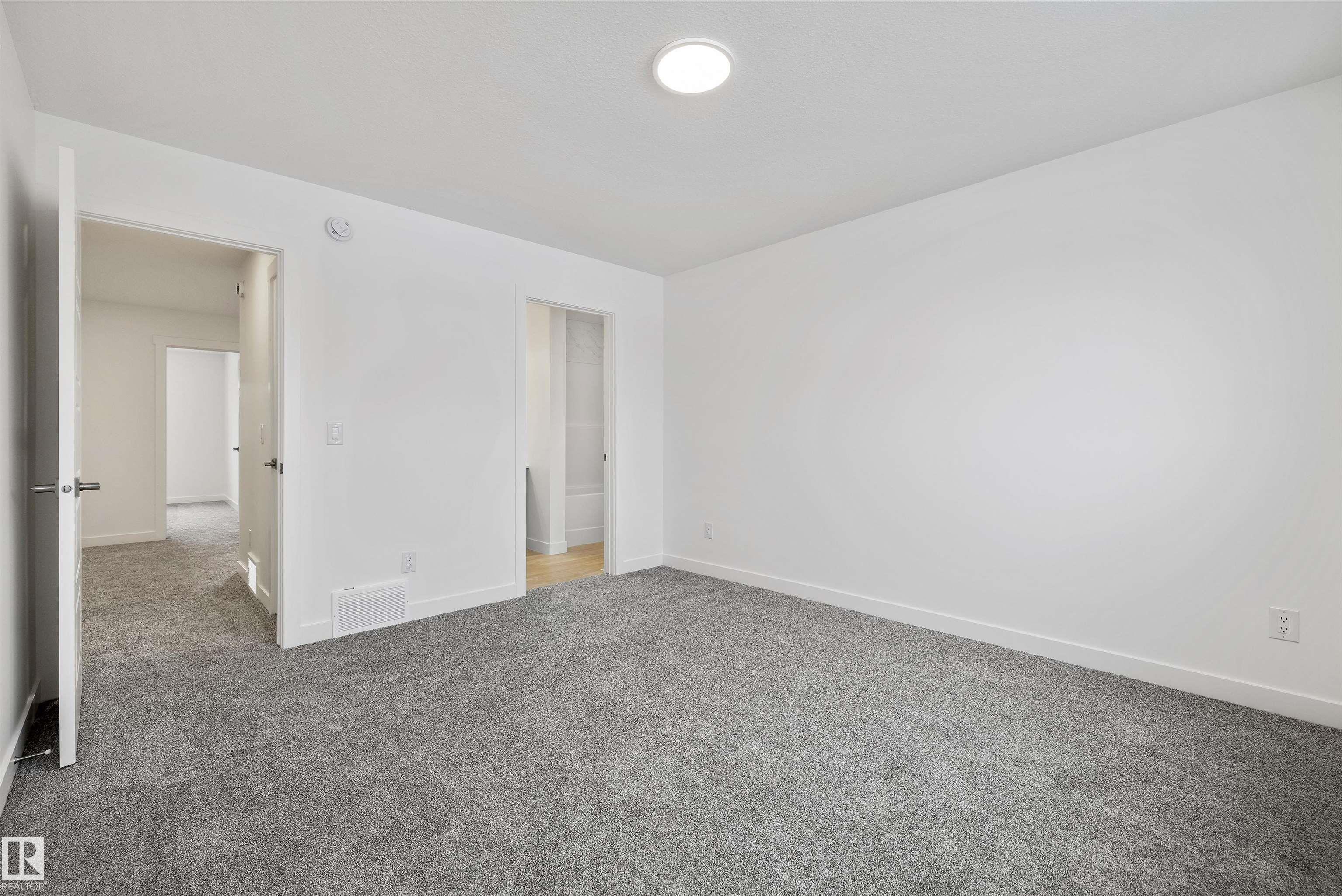 Photo 36 at 921 19 Avenue NW, Aster, Edmonton