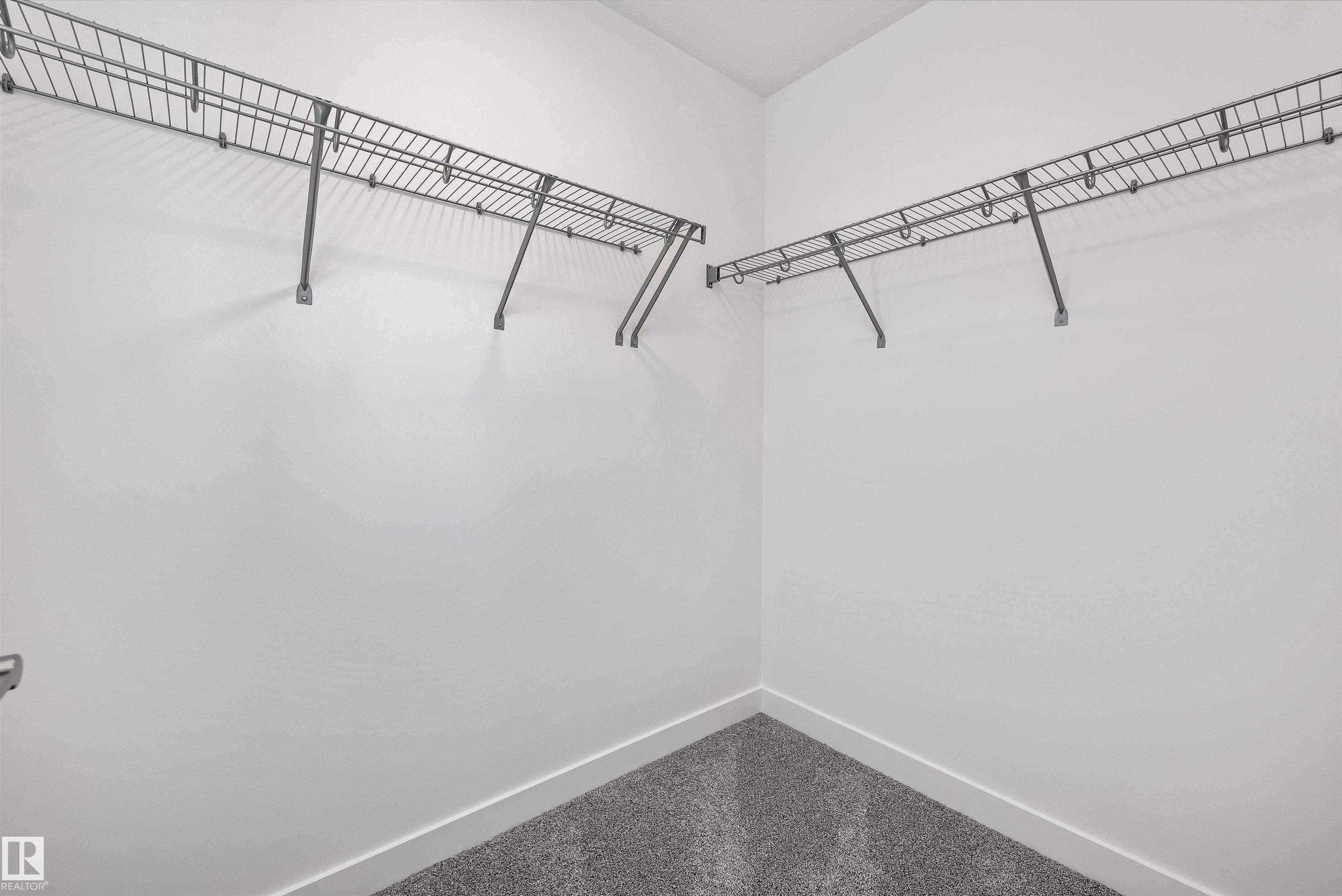 Photo 37 at 921 19 Avenue NW, Aster, Edmonton