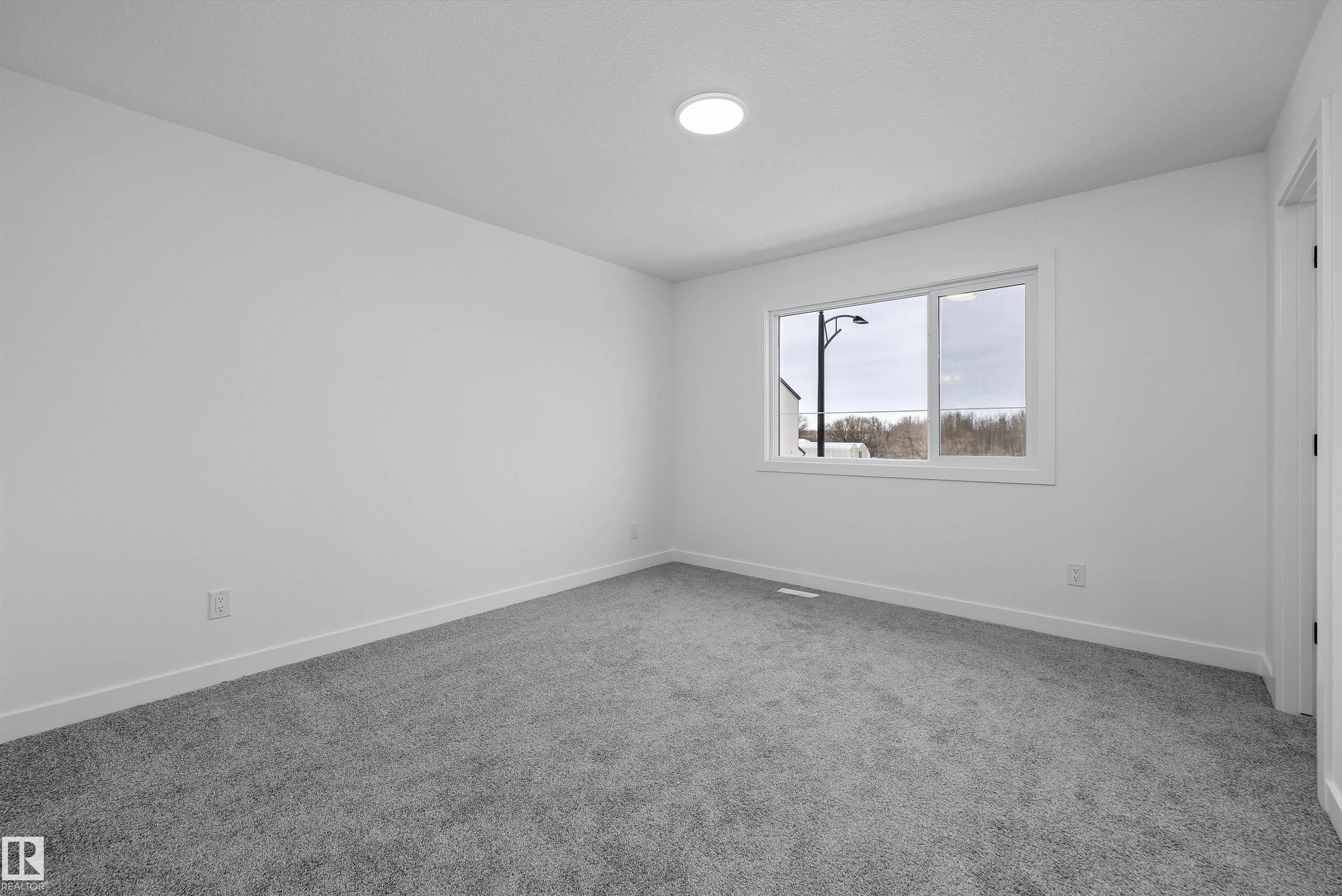 Photo 25 at 917 19 Avenue NW, Aster, Edmonton