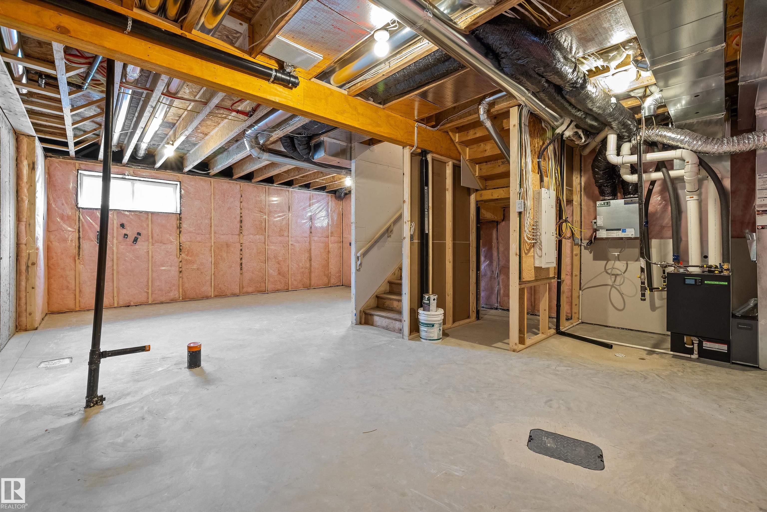 Photo 39 at 917 19 Avenue NW, Aster, Edmonton