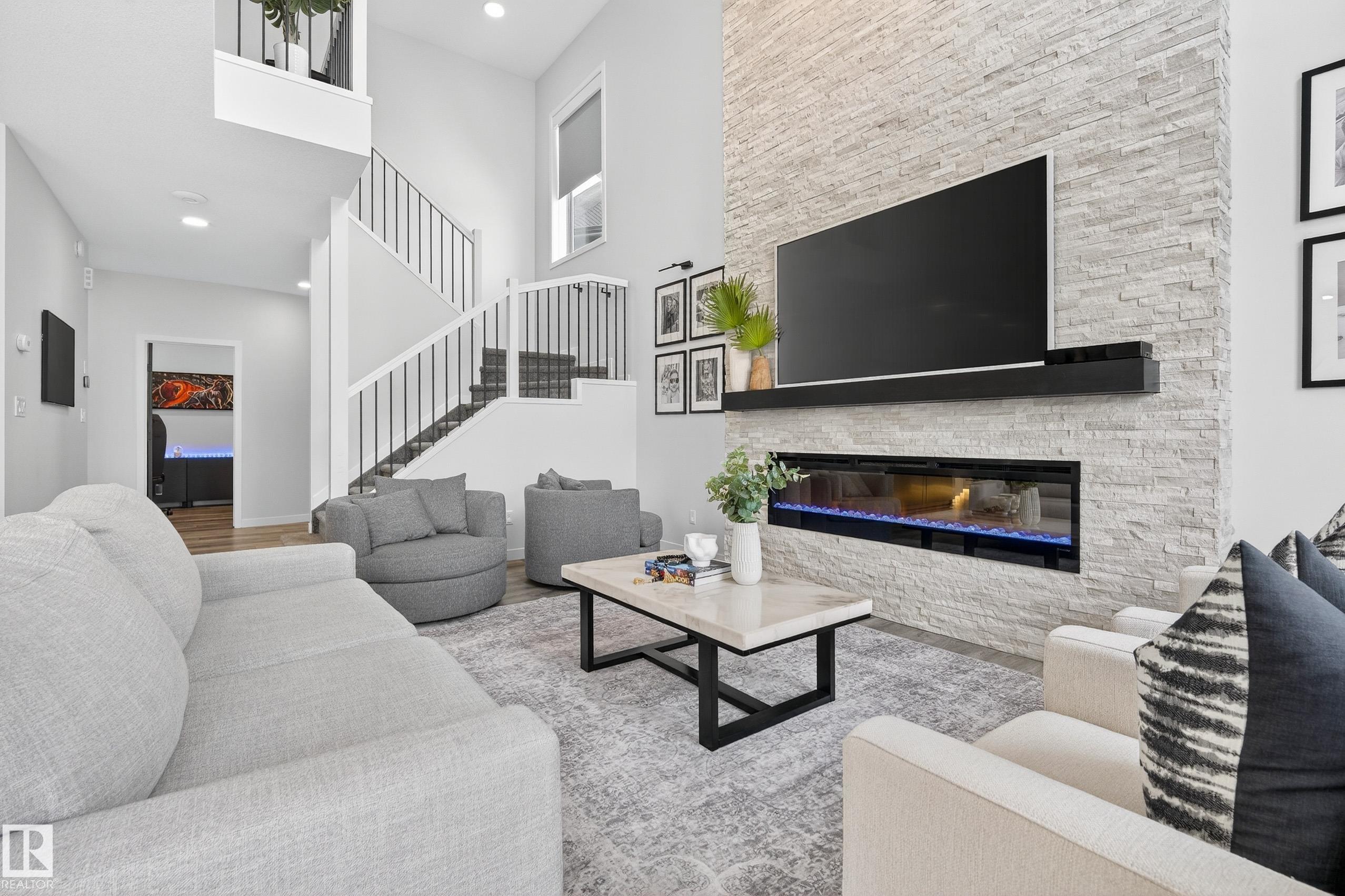 Photo 17 at 1663 Enright Way NW, Edgemont, Edmonton