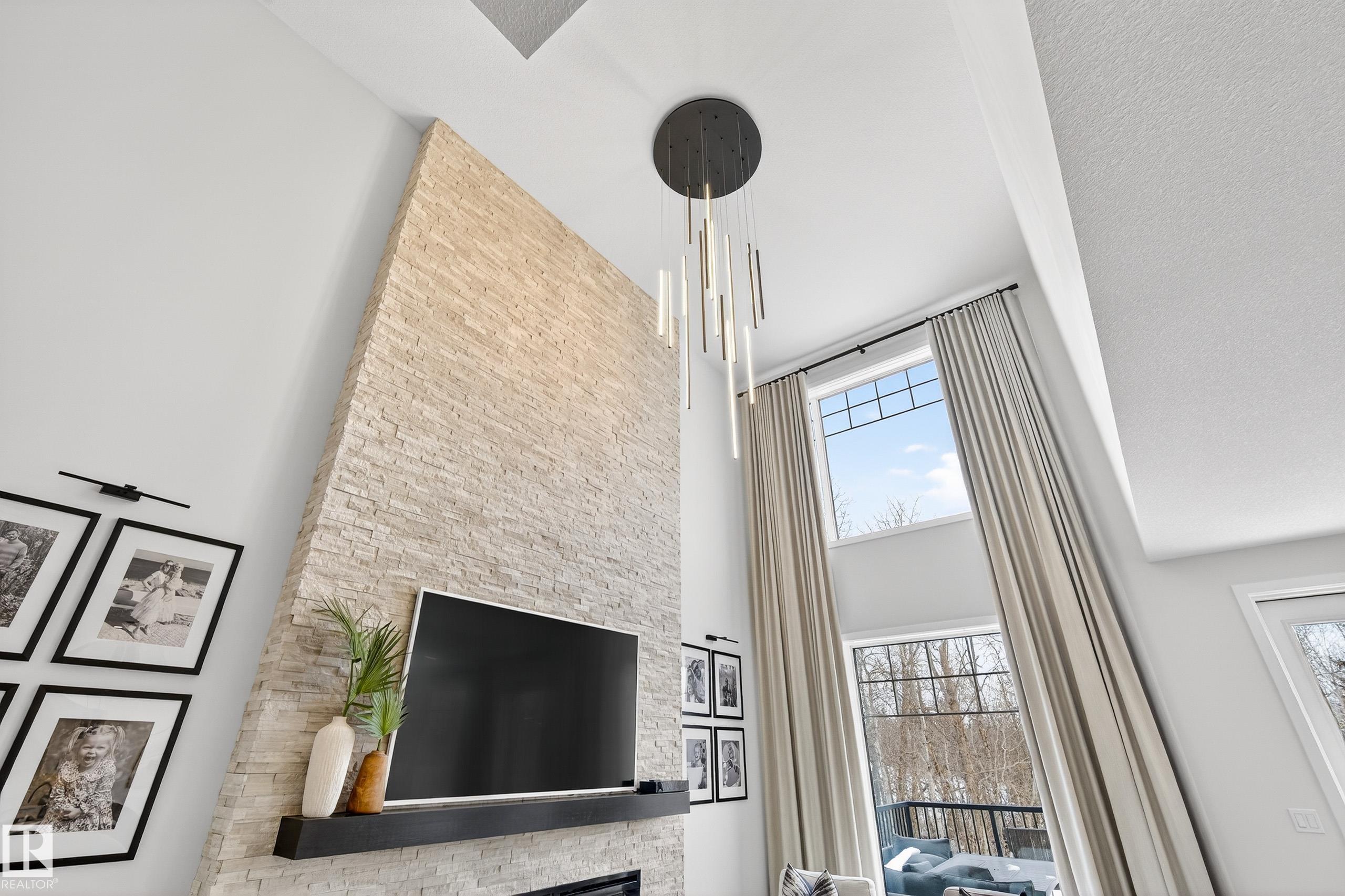 Photo 19 at 1663 Enright Way NW, Edgemont, Edmonton