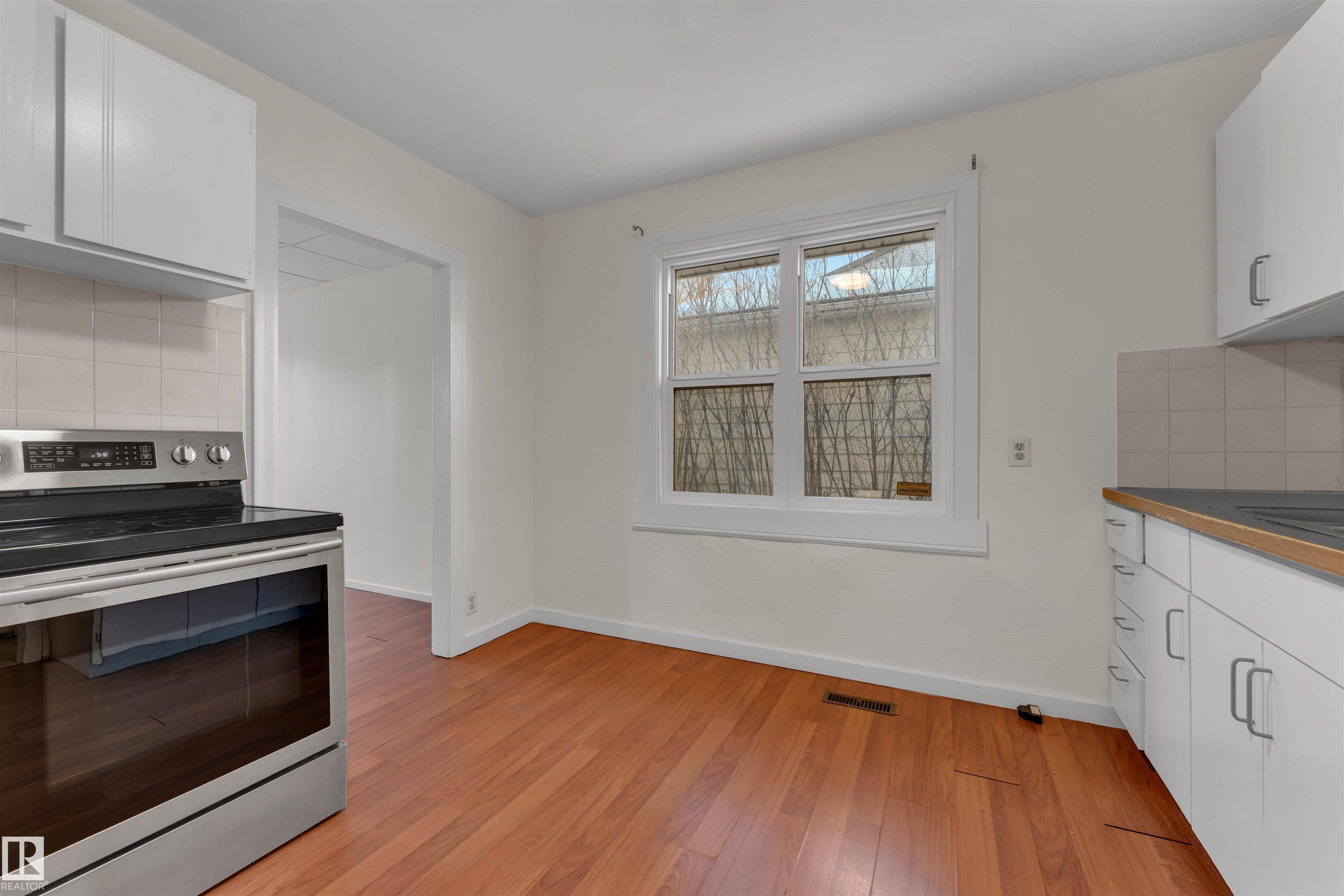 Photo 17 at 10657 64 Avenue NW, Allendale, Edmonton