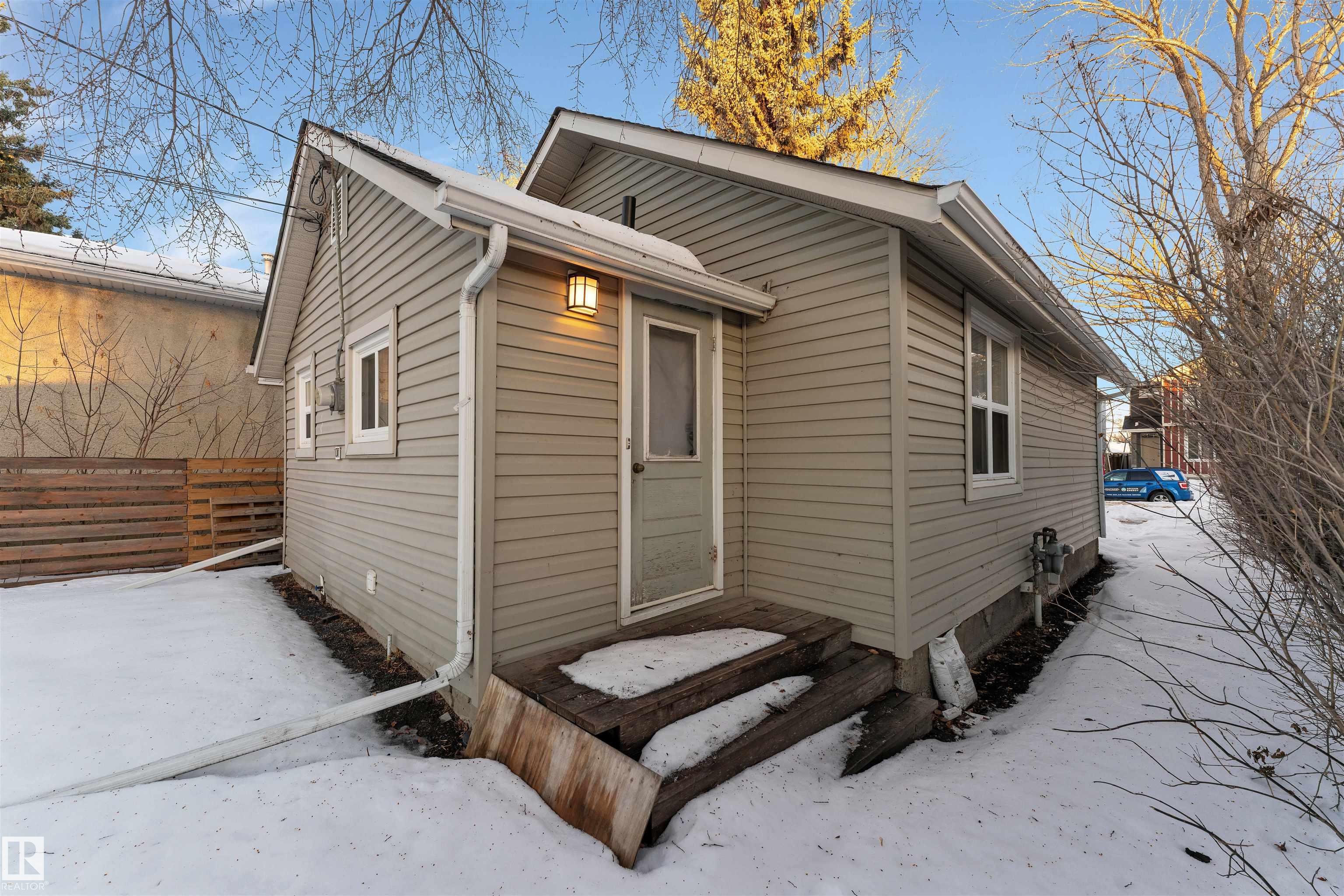 Photo 9 at 10657 64 Avenue NW, Allendale, Edmonton