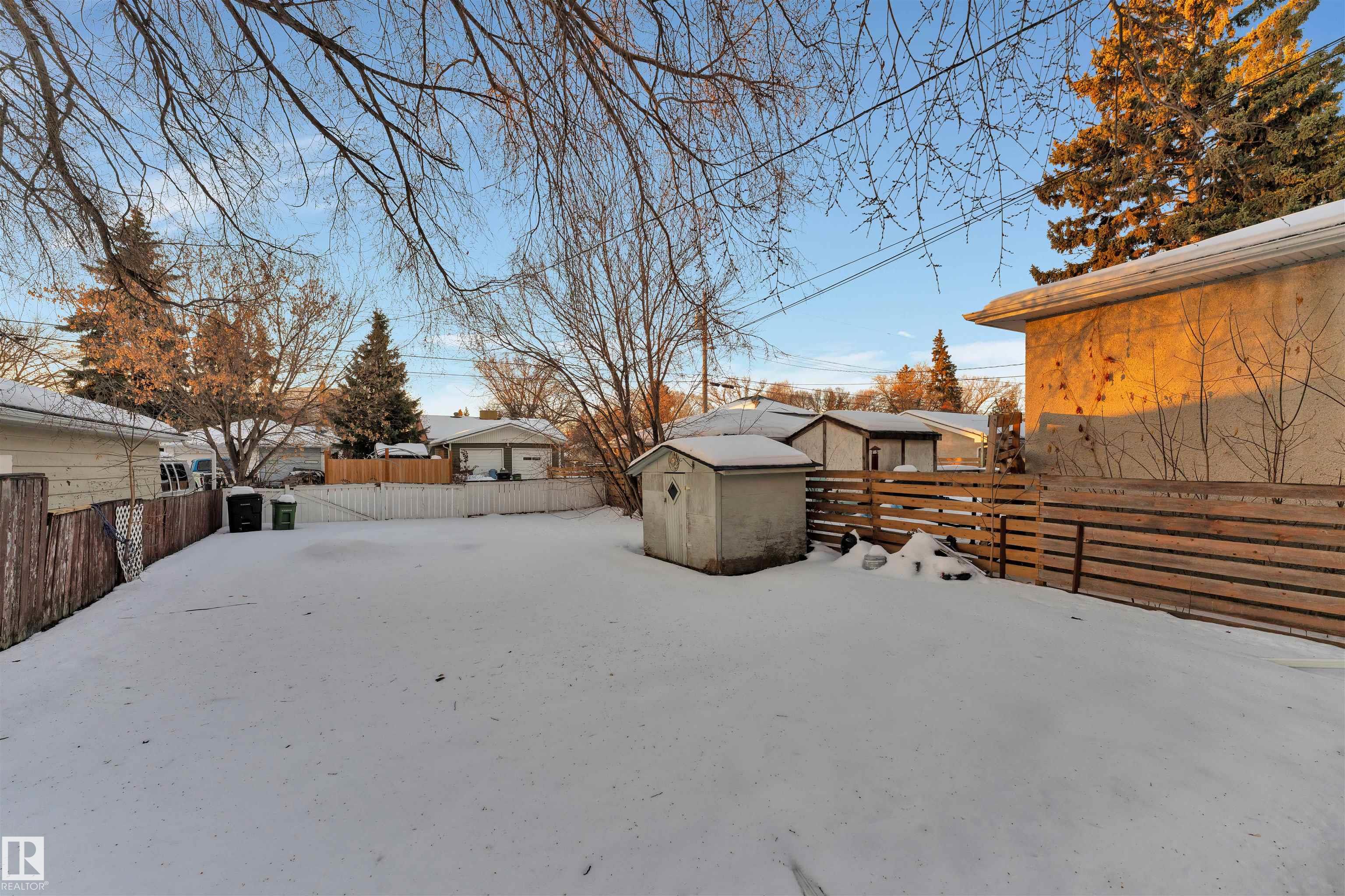 Photo 10 at 10657 64 Avenue NW, Allendale, Edmonton