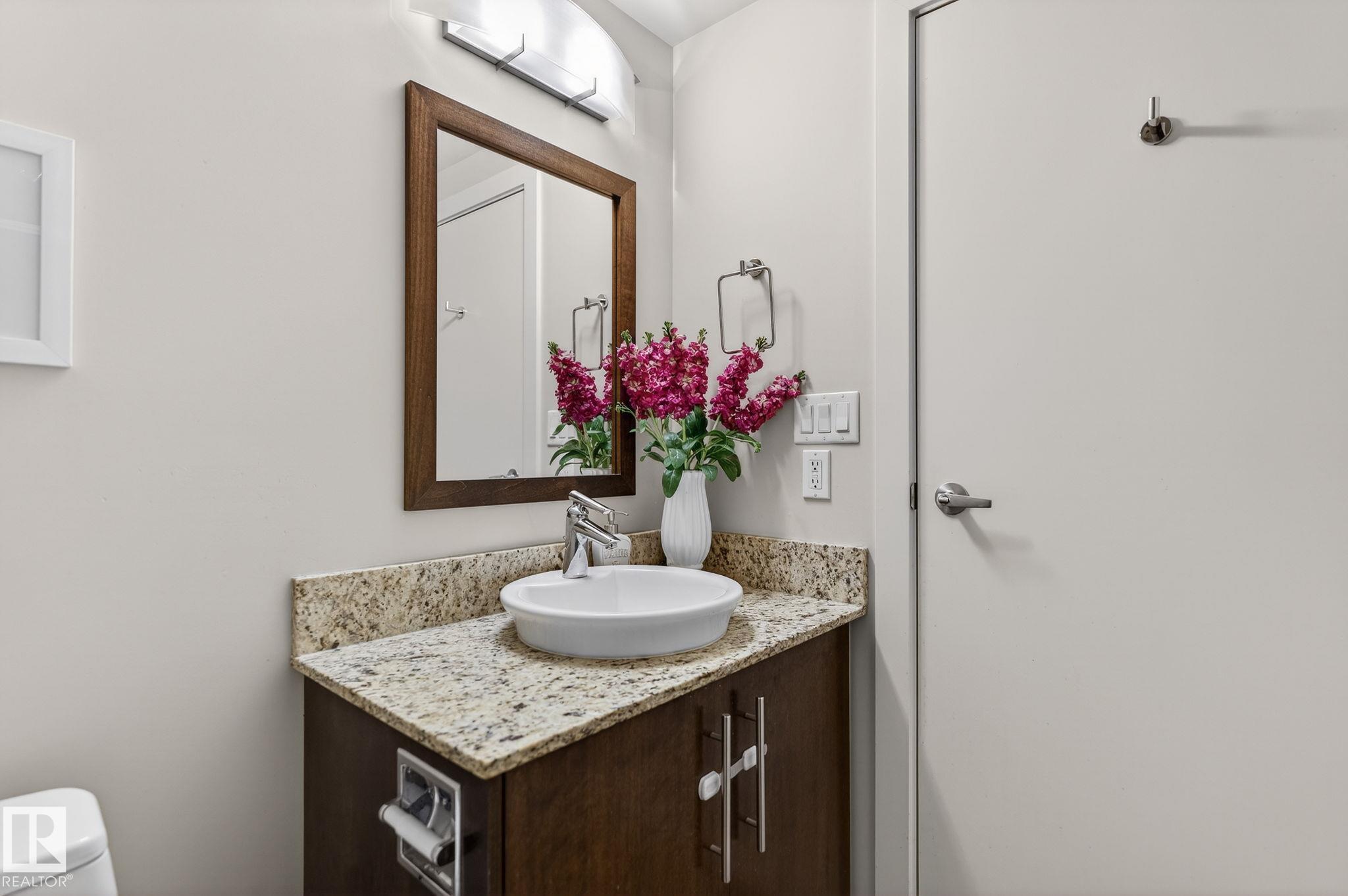 Photo 11 at 1404 - 10046 117 Street NW, Wîhkwêntôwin, Edmonton