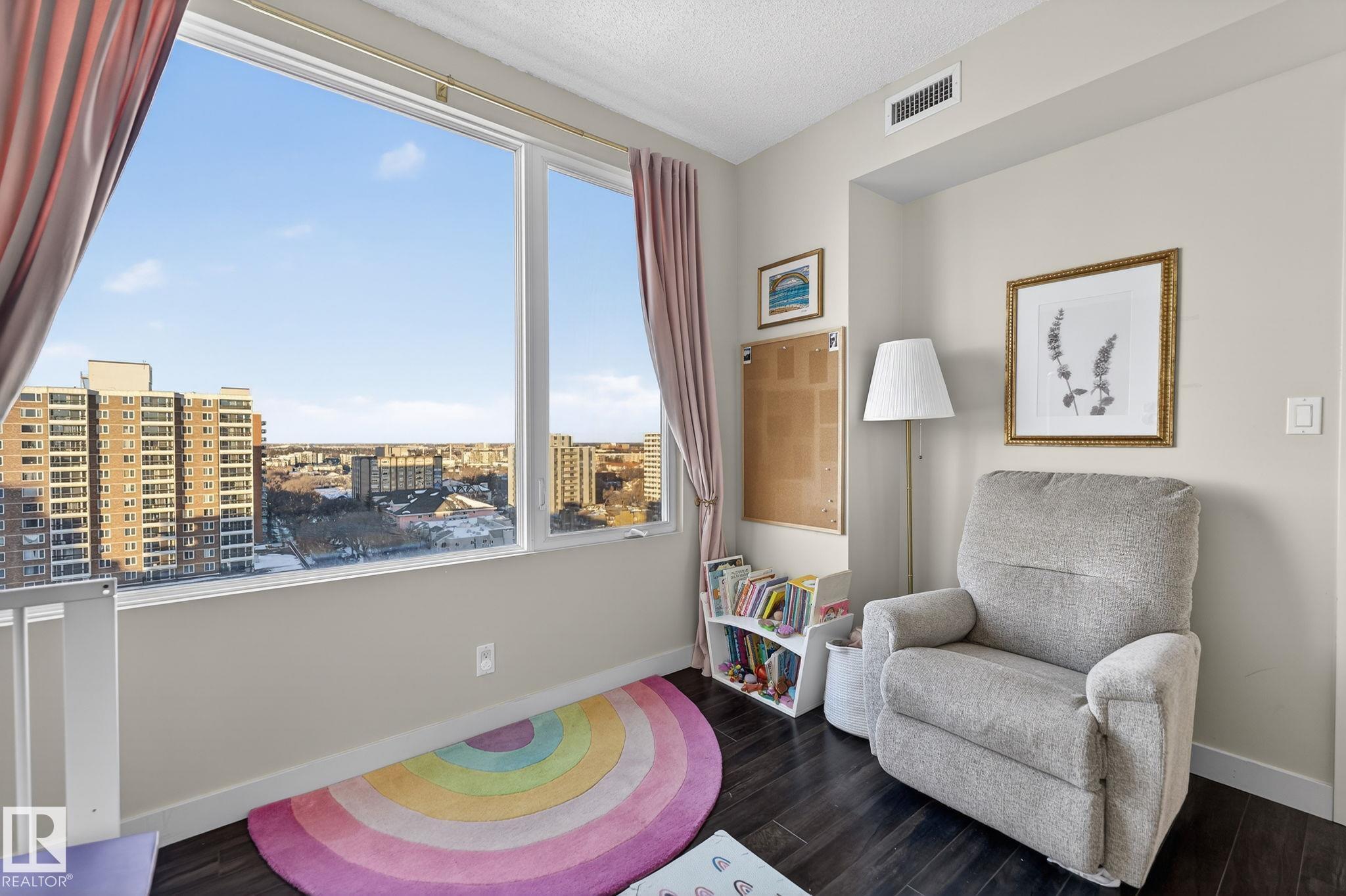 Photo 13 at 1404 - 10046 117 Street NW, Wîhkwêntôwin, Edmonton