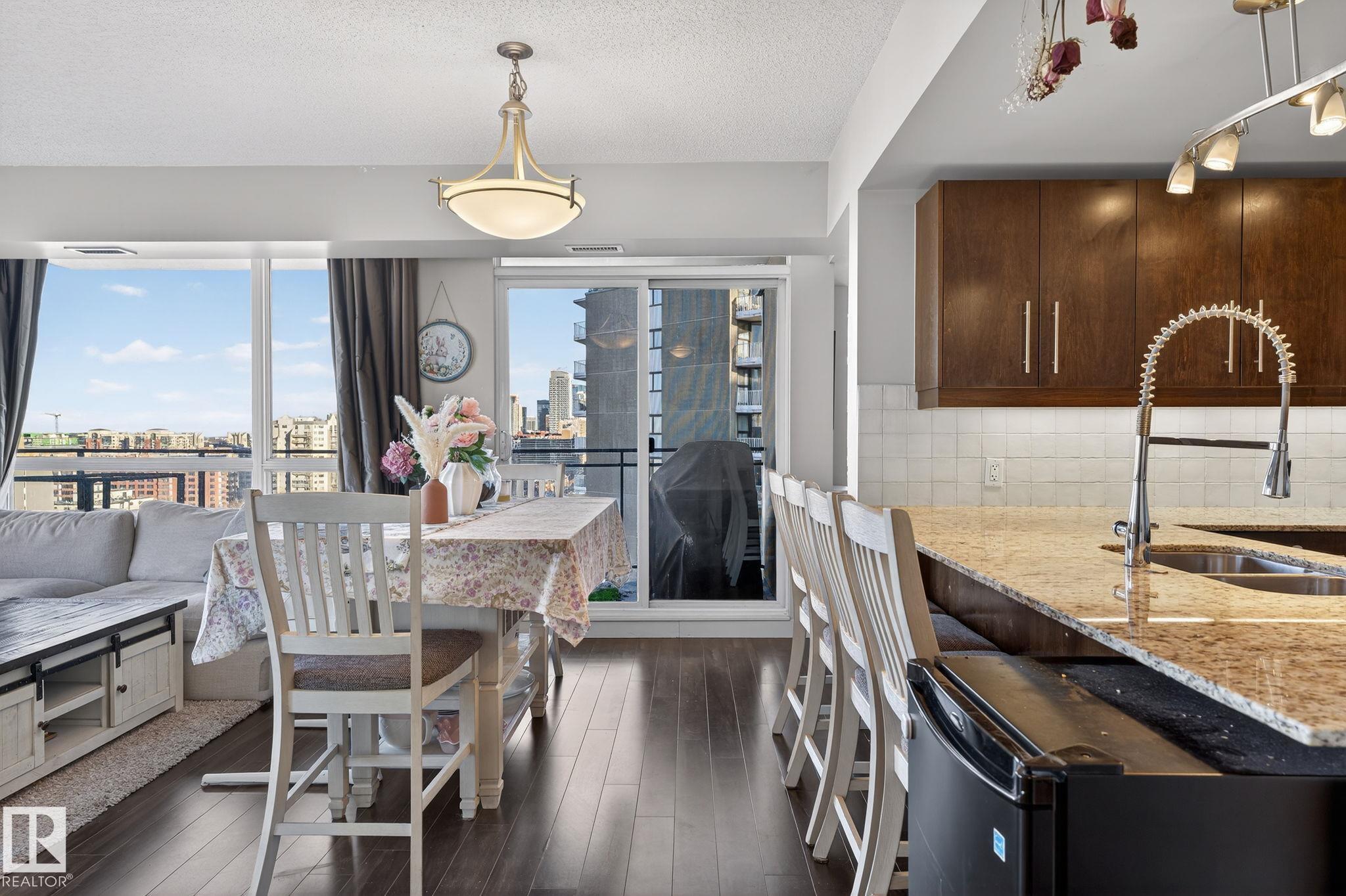 Photo 6 at 1404 - 10046 117 Street NW, Wîhkwêntôwin, Edmonton