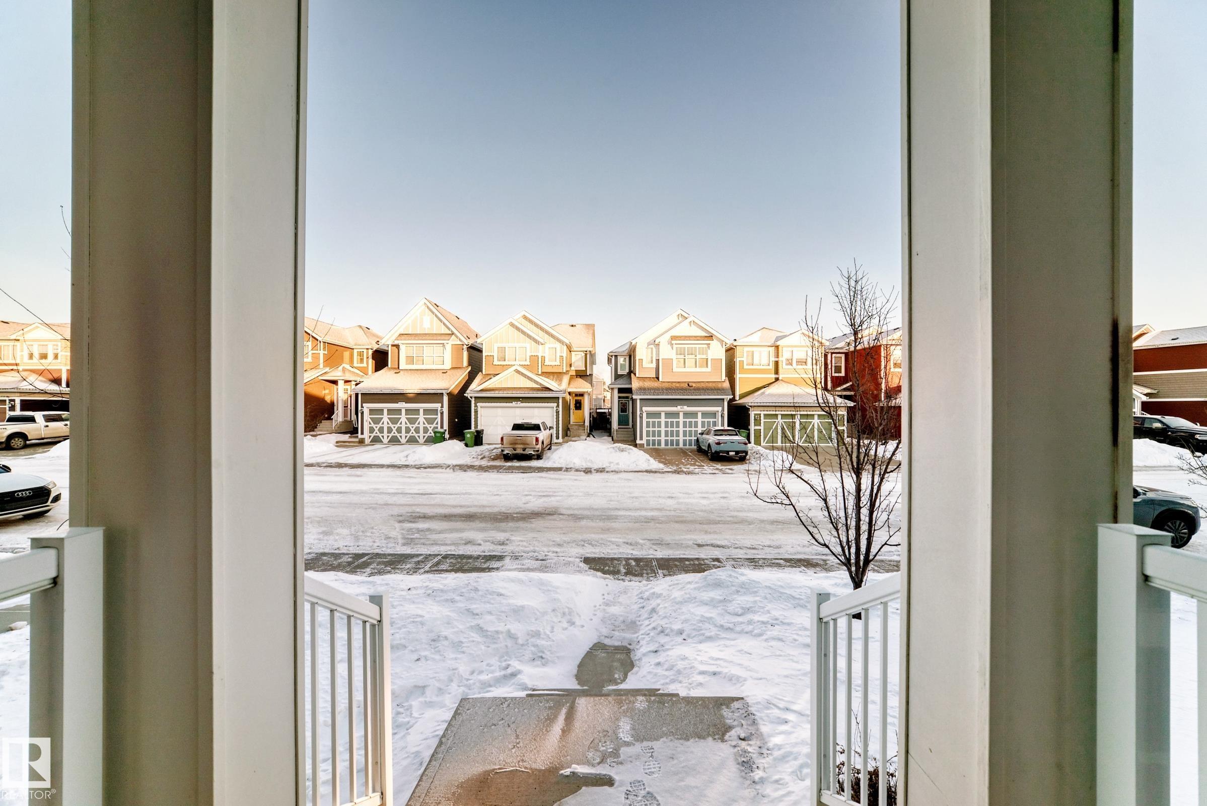 425 Simpkins Link, Southfork, Leduc