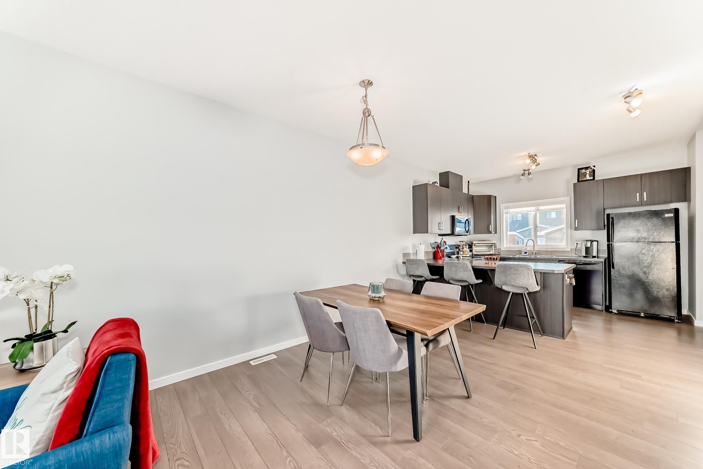 Photo 10 at 425 Simpkins Link, Southfork, Leduc